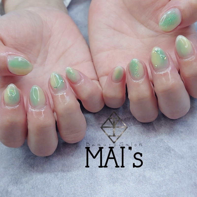 mais_nail.e