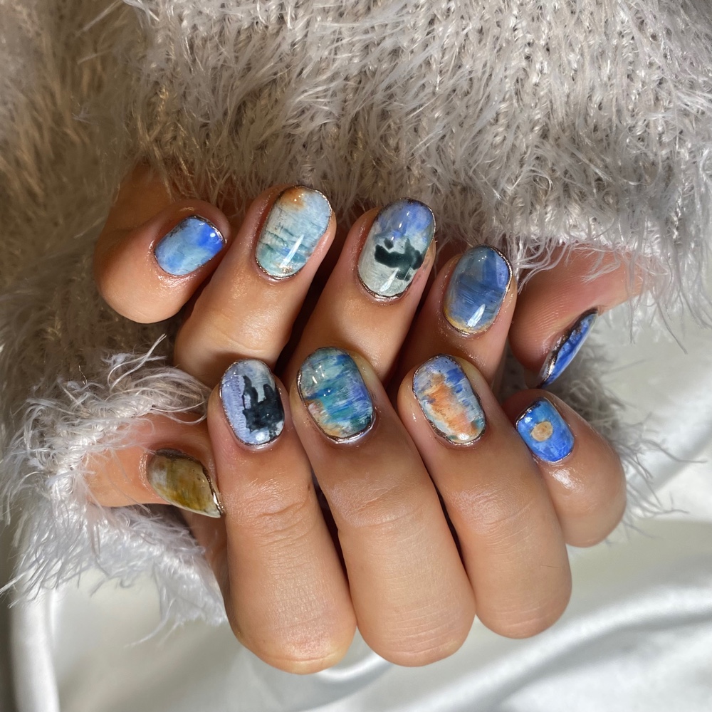 nailroom_misty