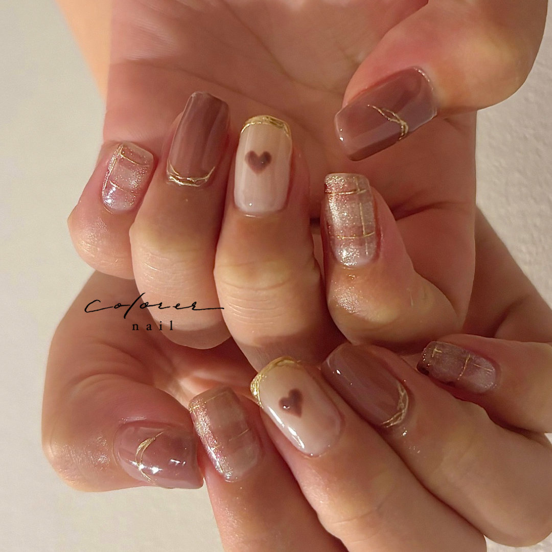 colorer_nail.ami
