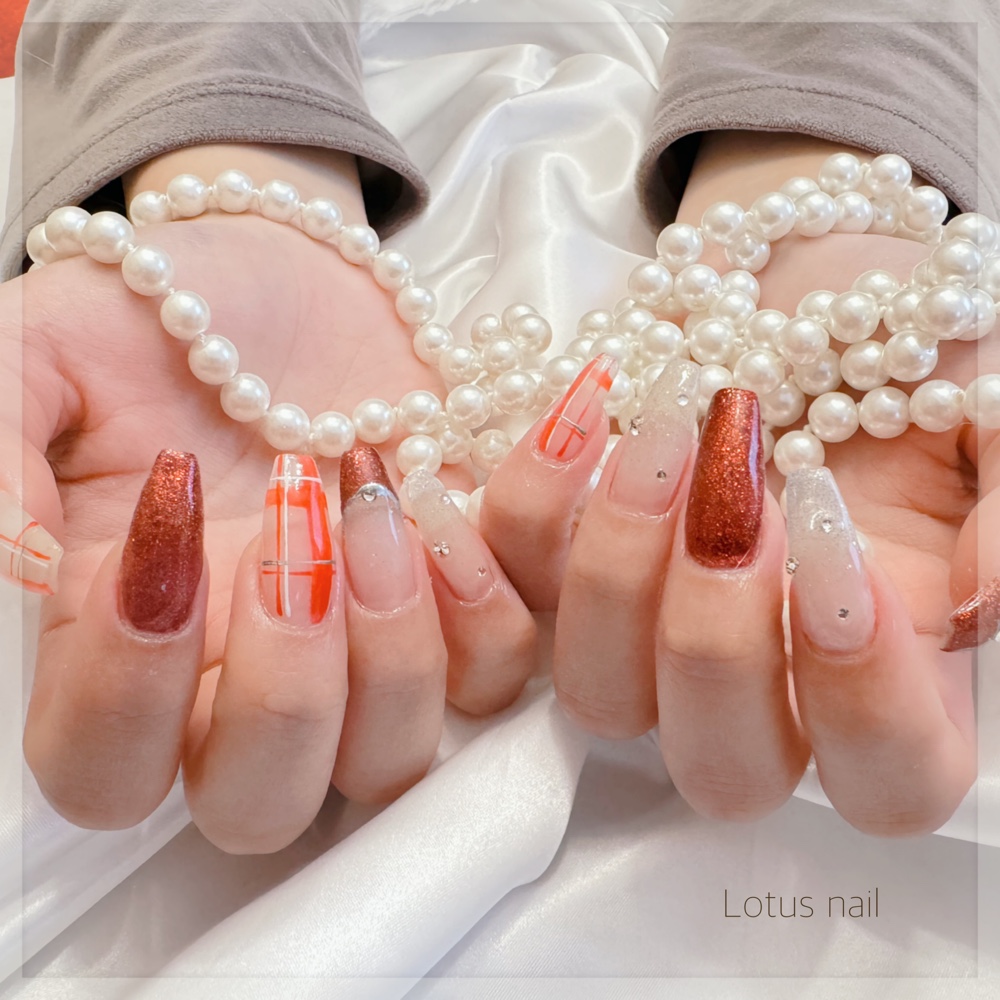 Lotus_Nail