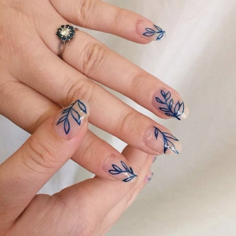 HerNails2