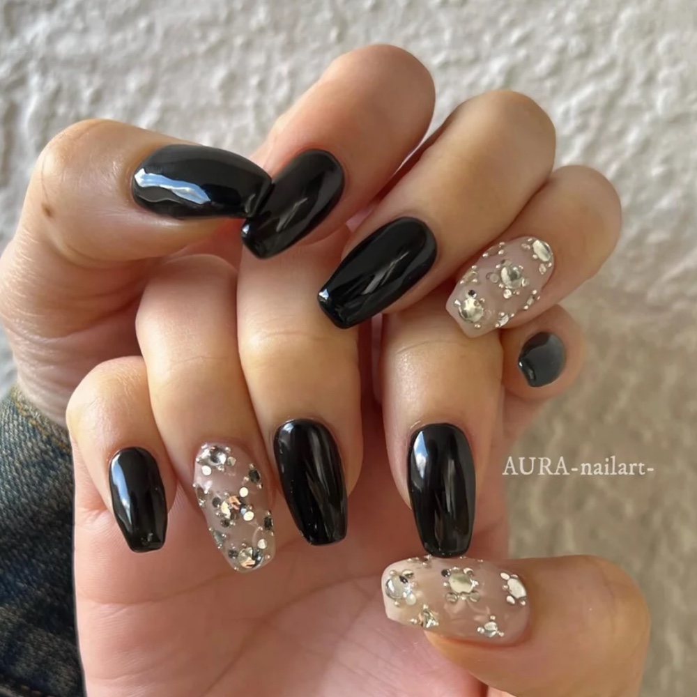 AURA_nailart