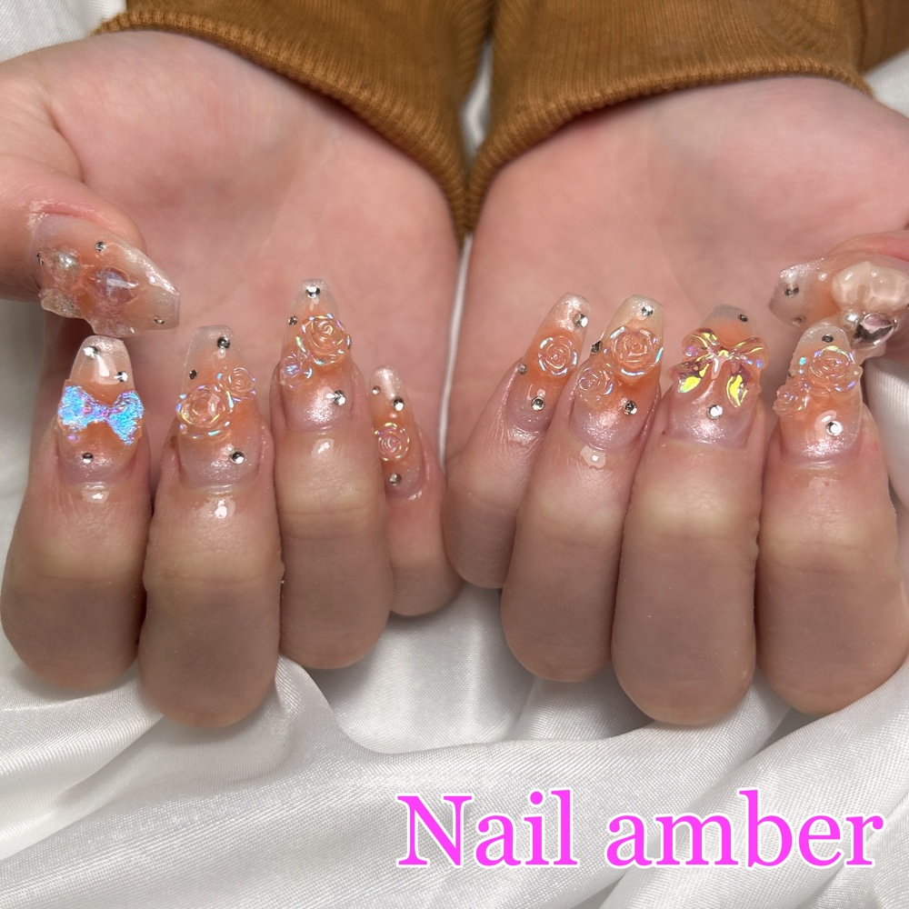 Nail_amber