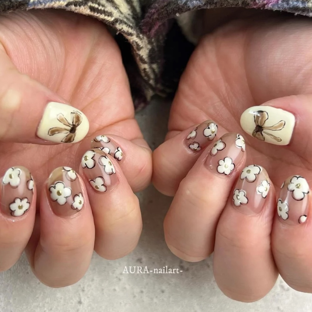 AURA_nailart