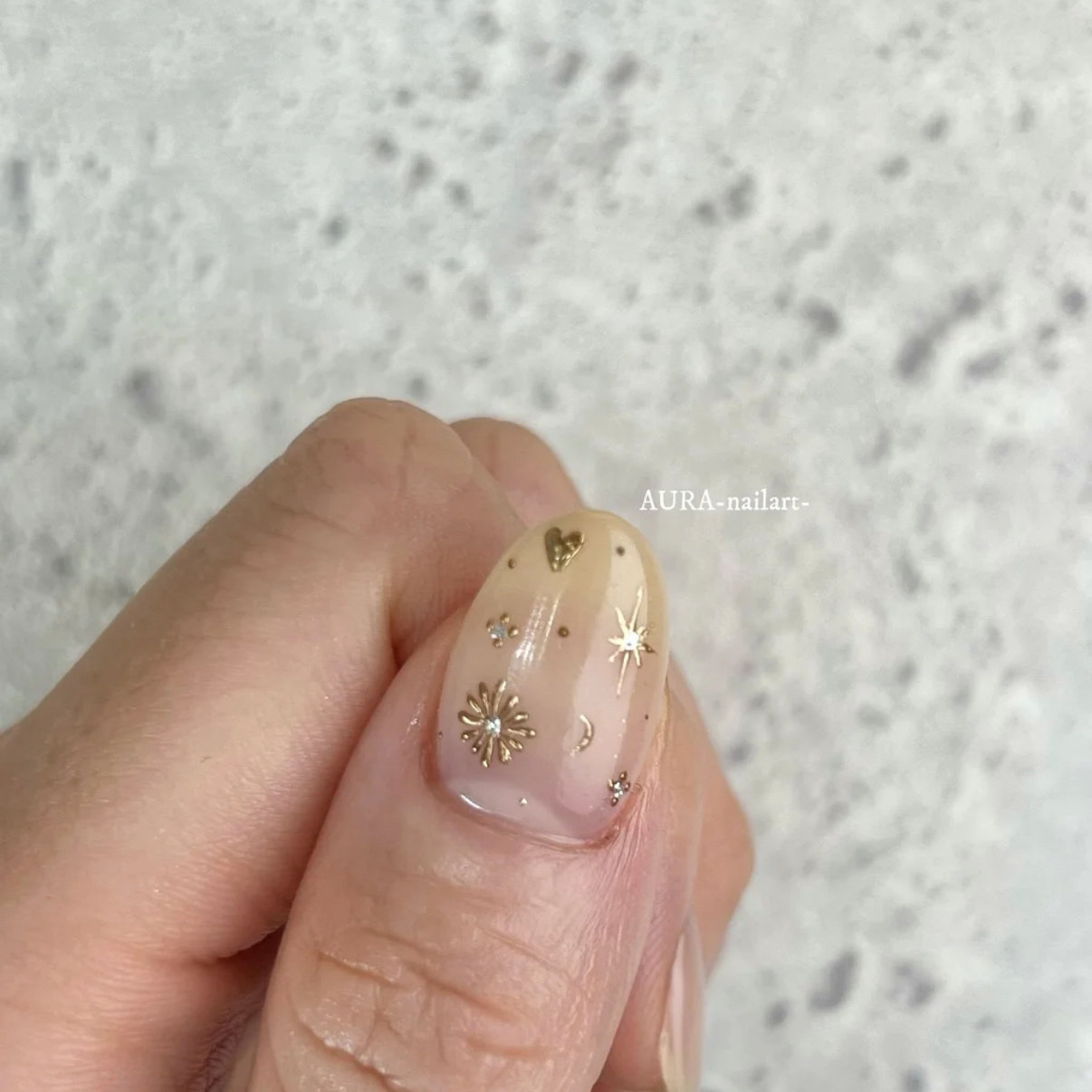 AURA_nailart