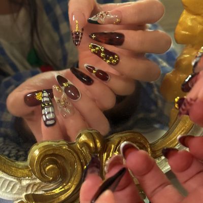 ネイリー（Nailie） - Atelier_Violette