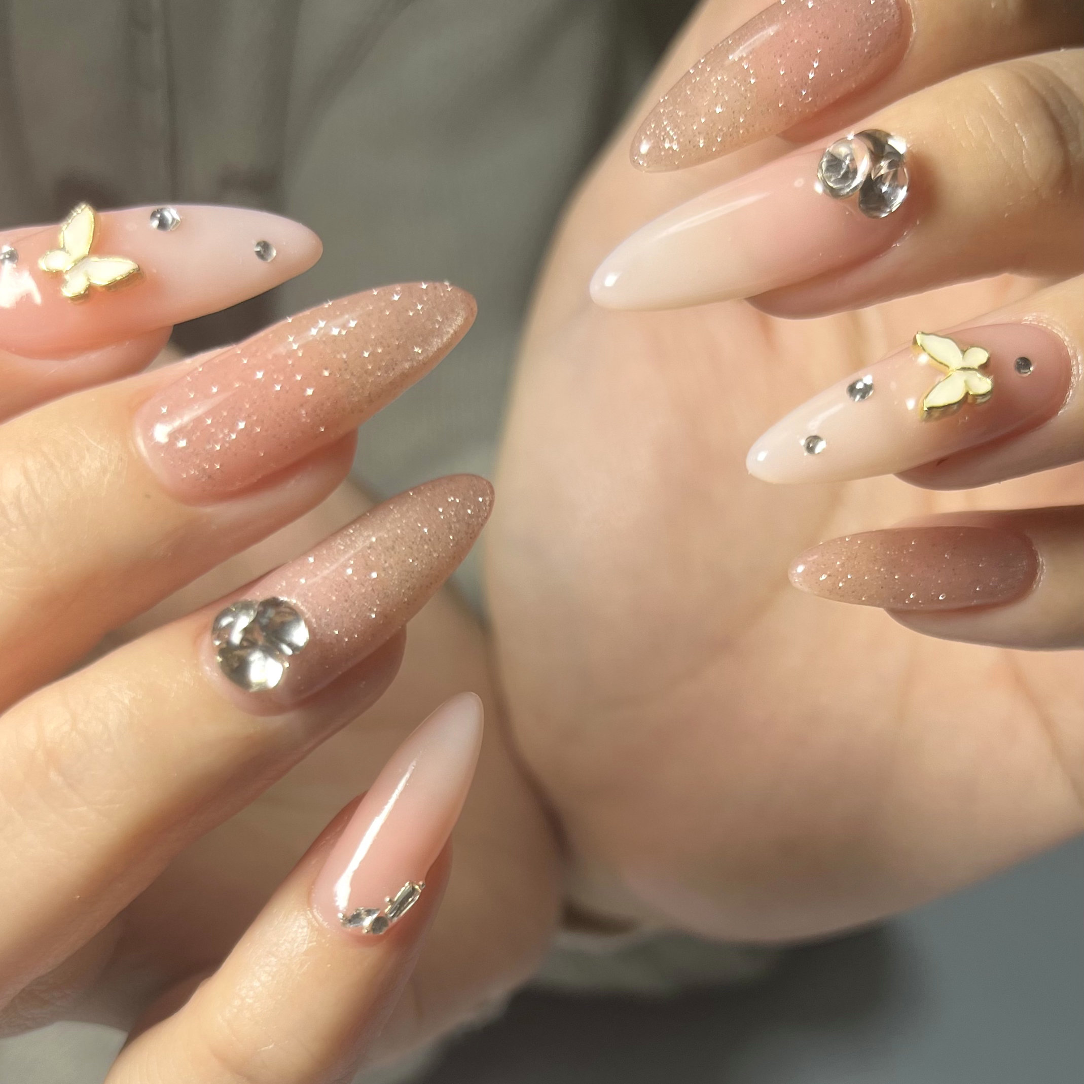 NailSalon_Amulet