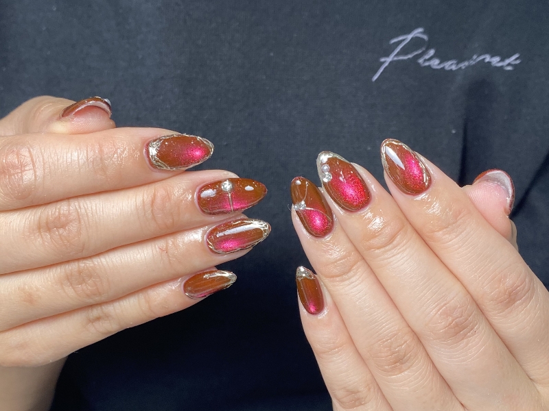 UM_NailSALON
