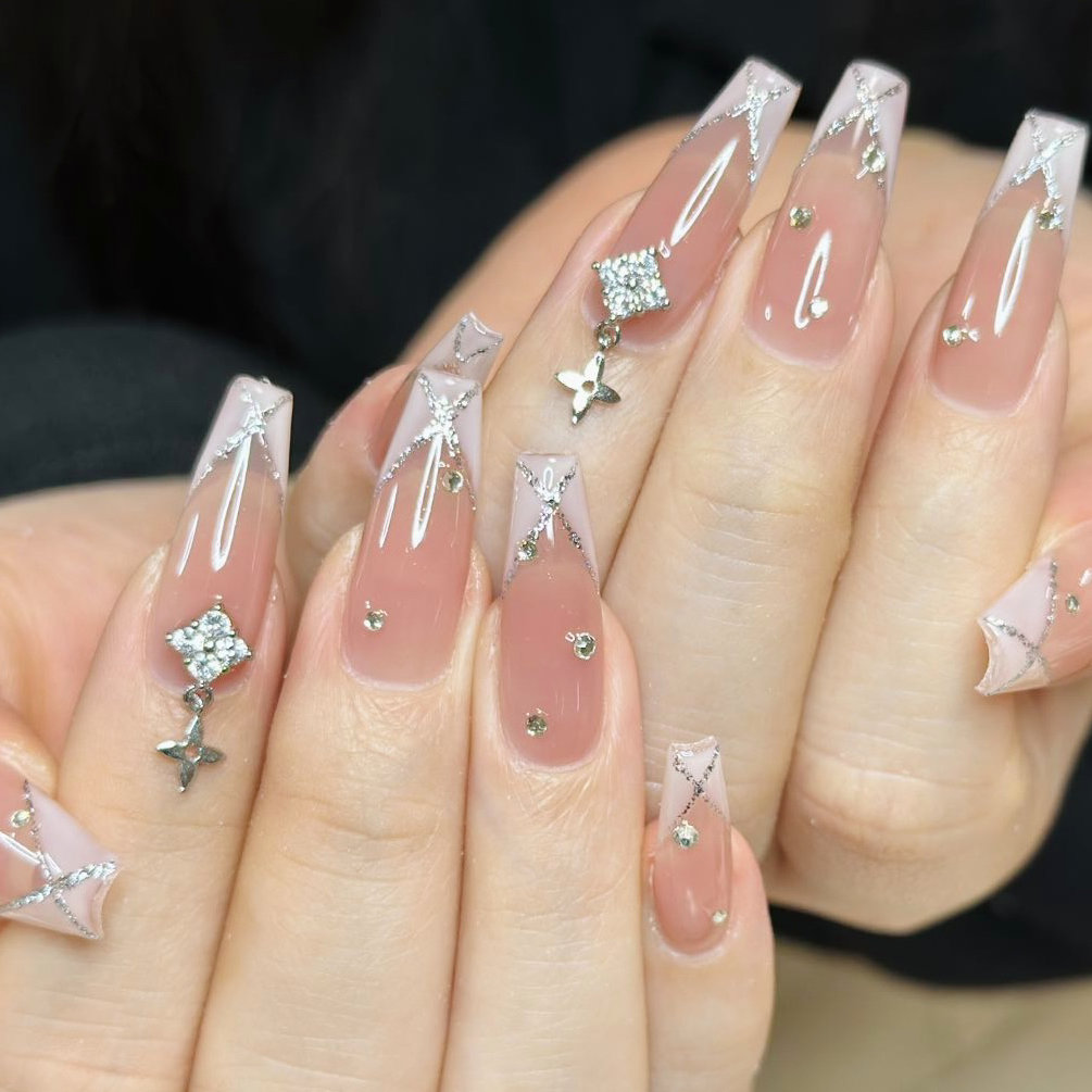 Nail_usagi