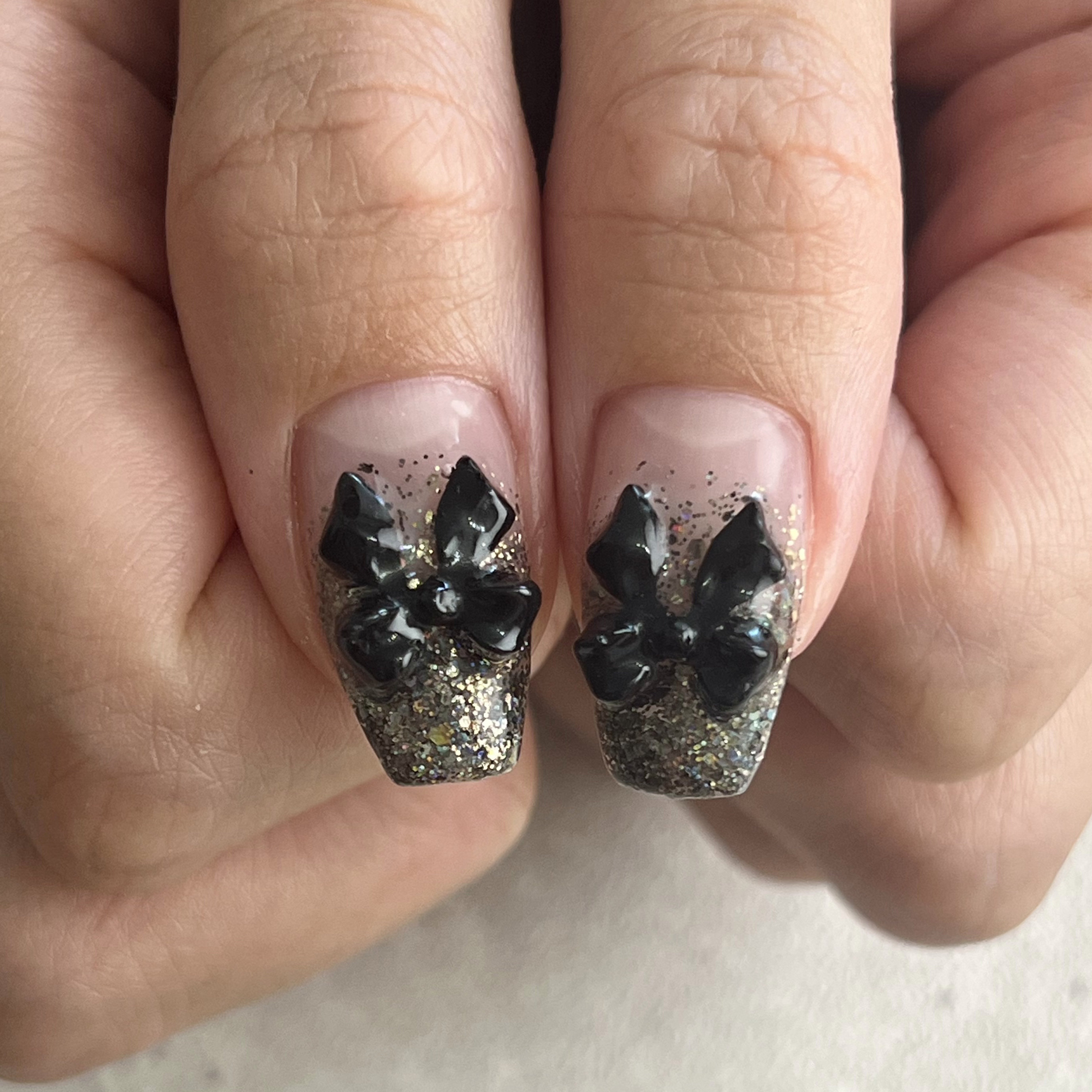 AURA_nailart
