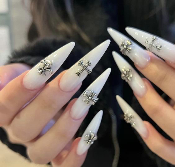 Queen_Nail_yuki