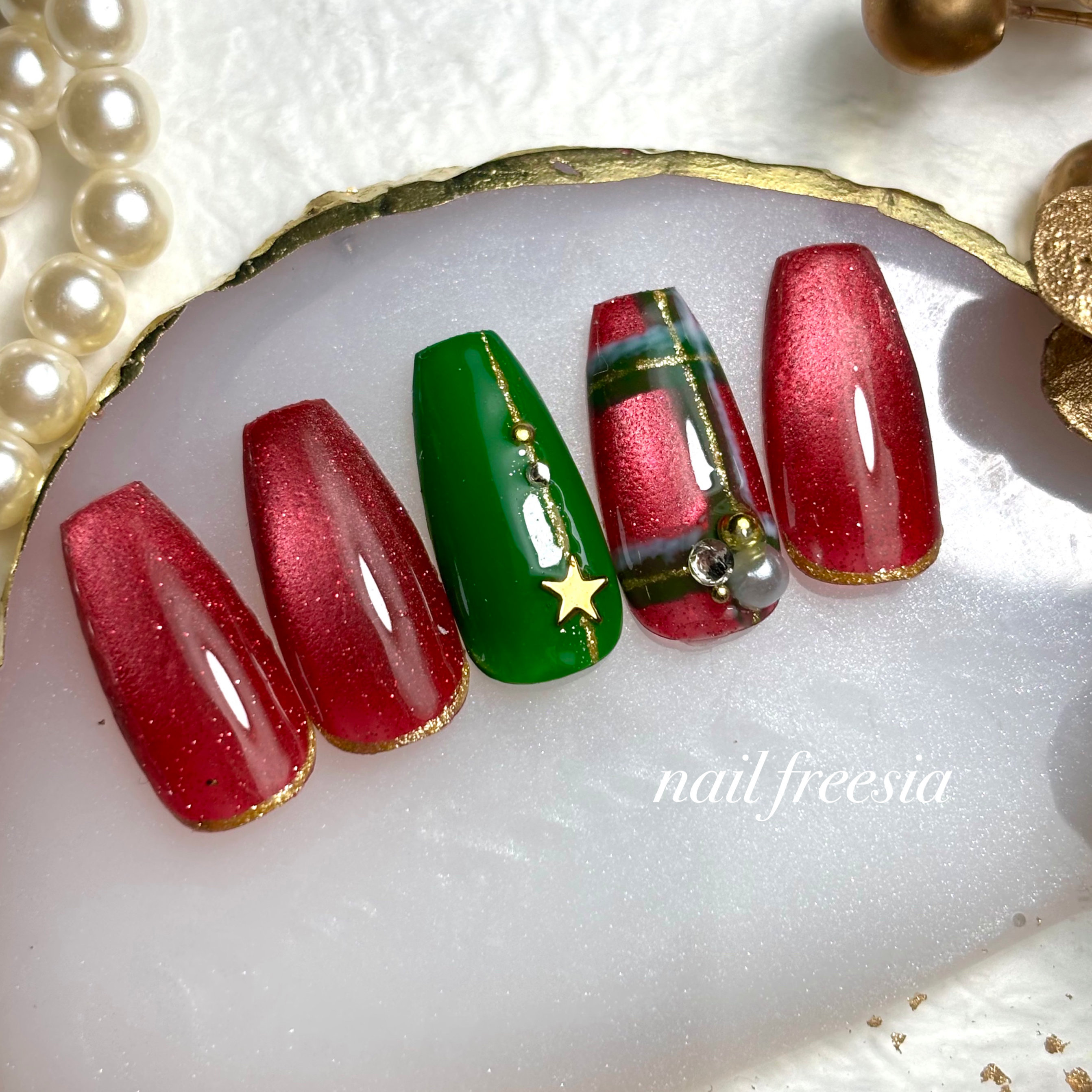 nail_freesia