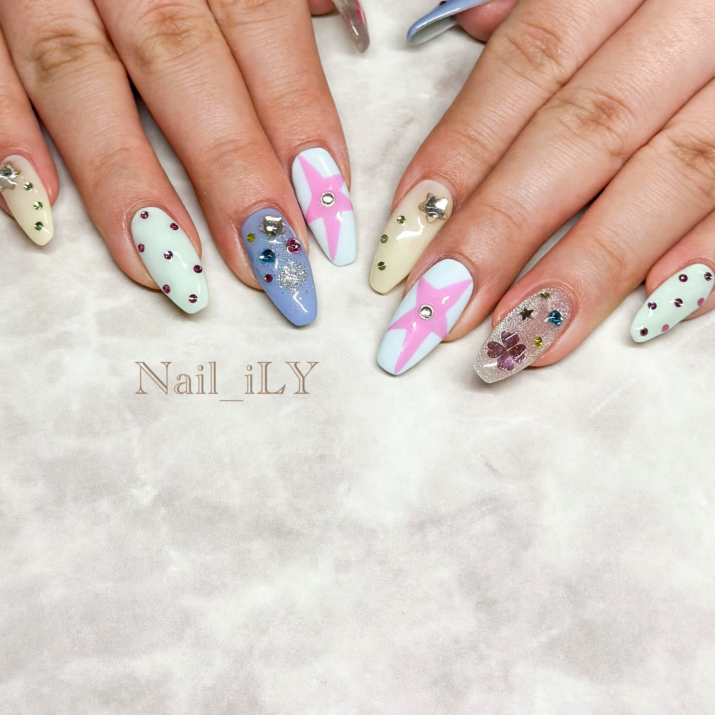 Nail__iLY