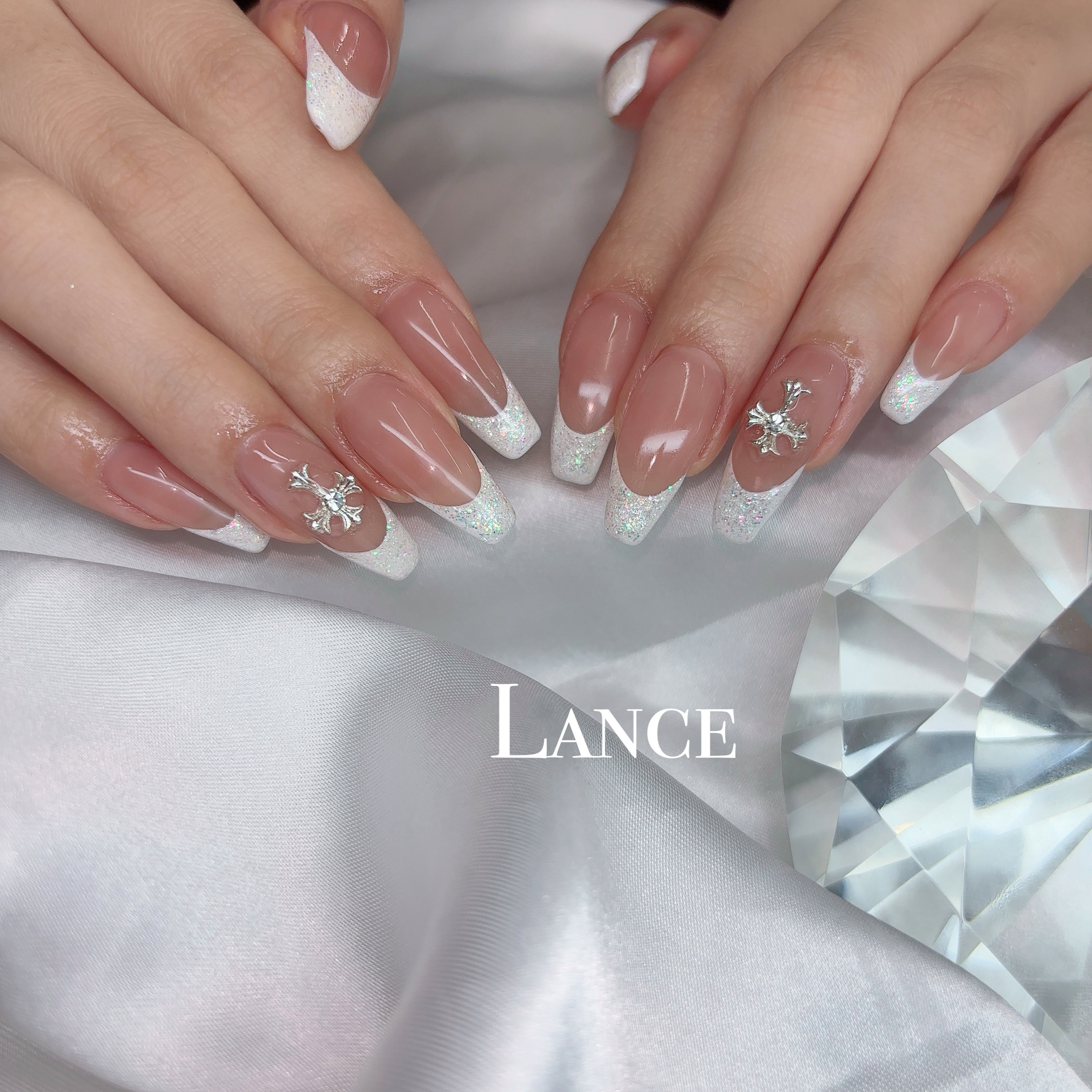 Lance.nail