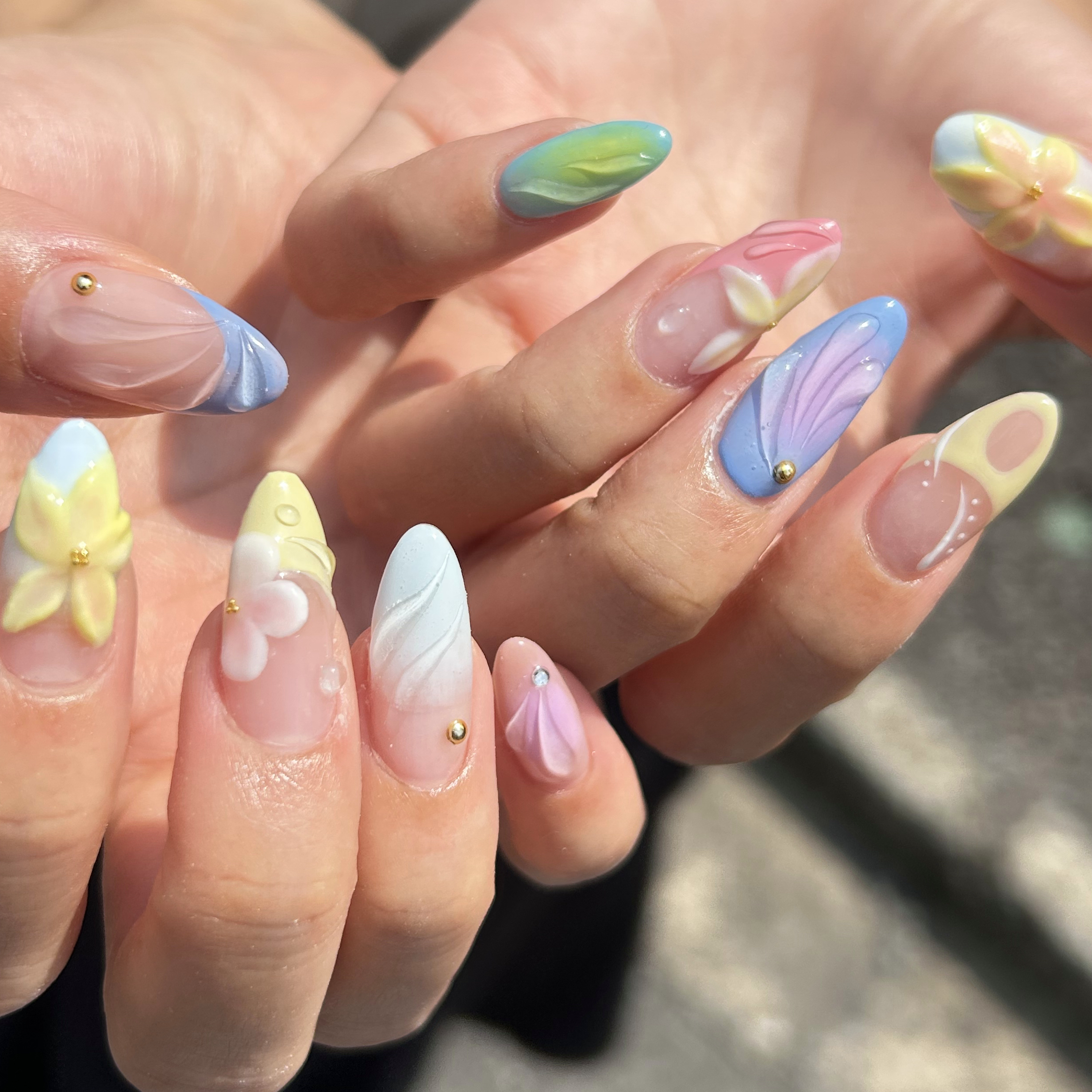 Rie02280325