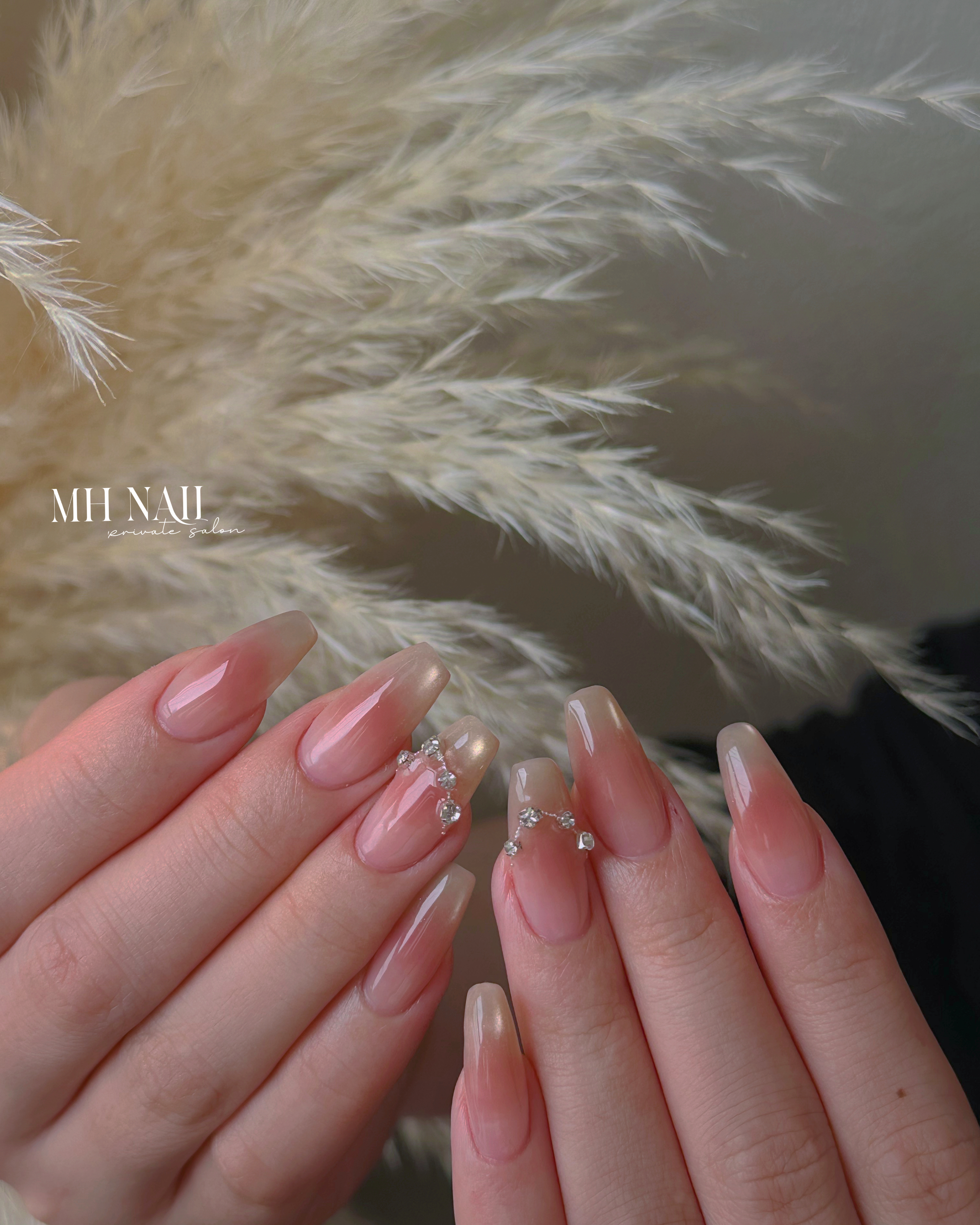 MH_Nail
