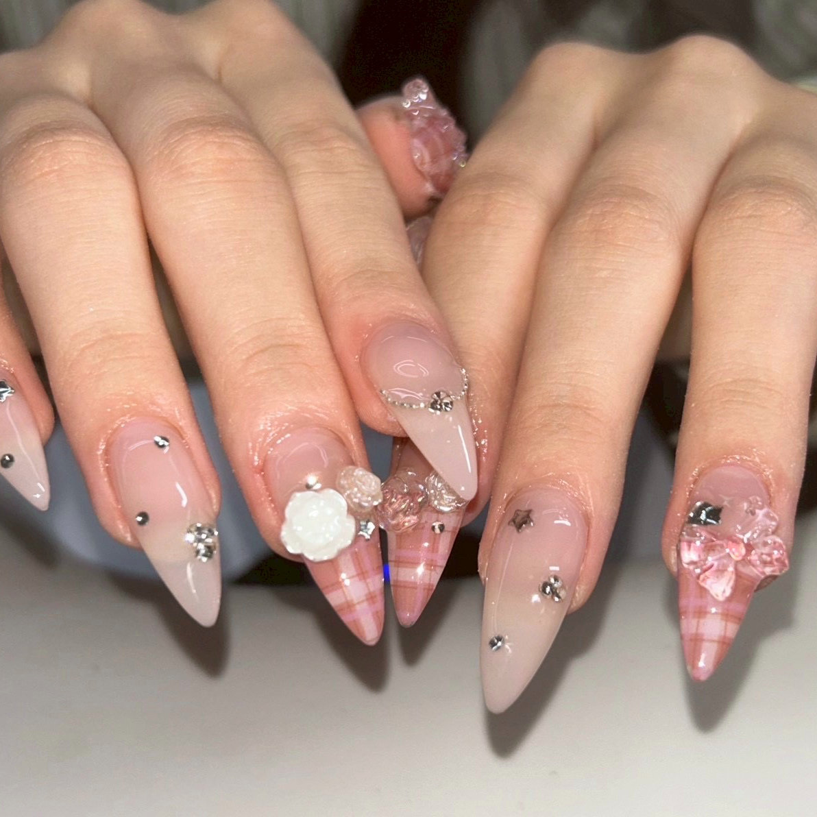 heaven_nail_