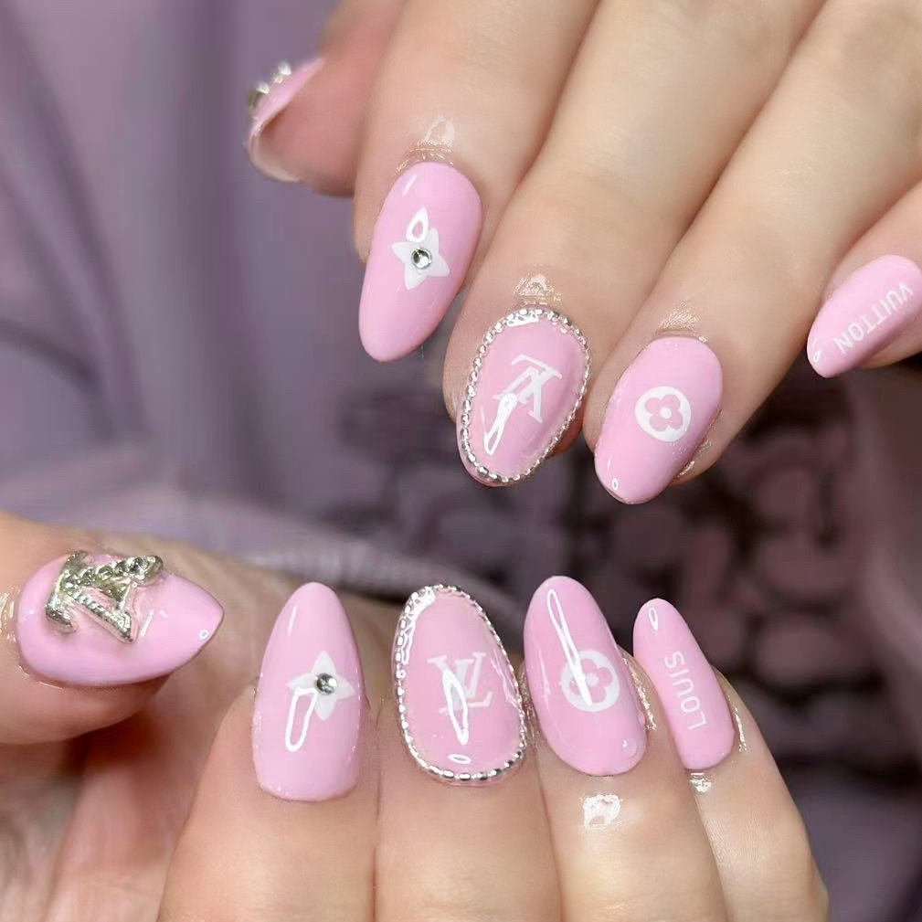 Nail_usagi
