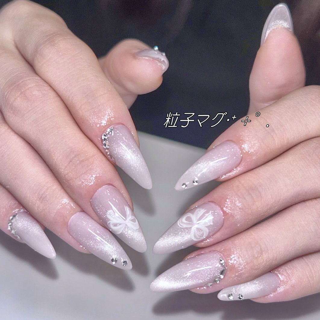LOVEBOMBNAILS