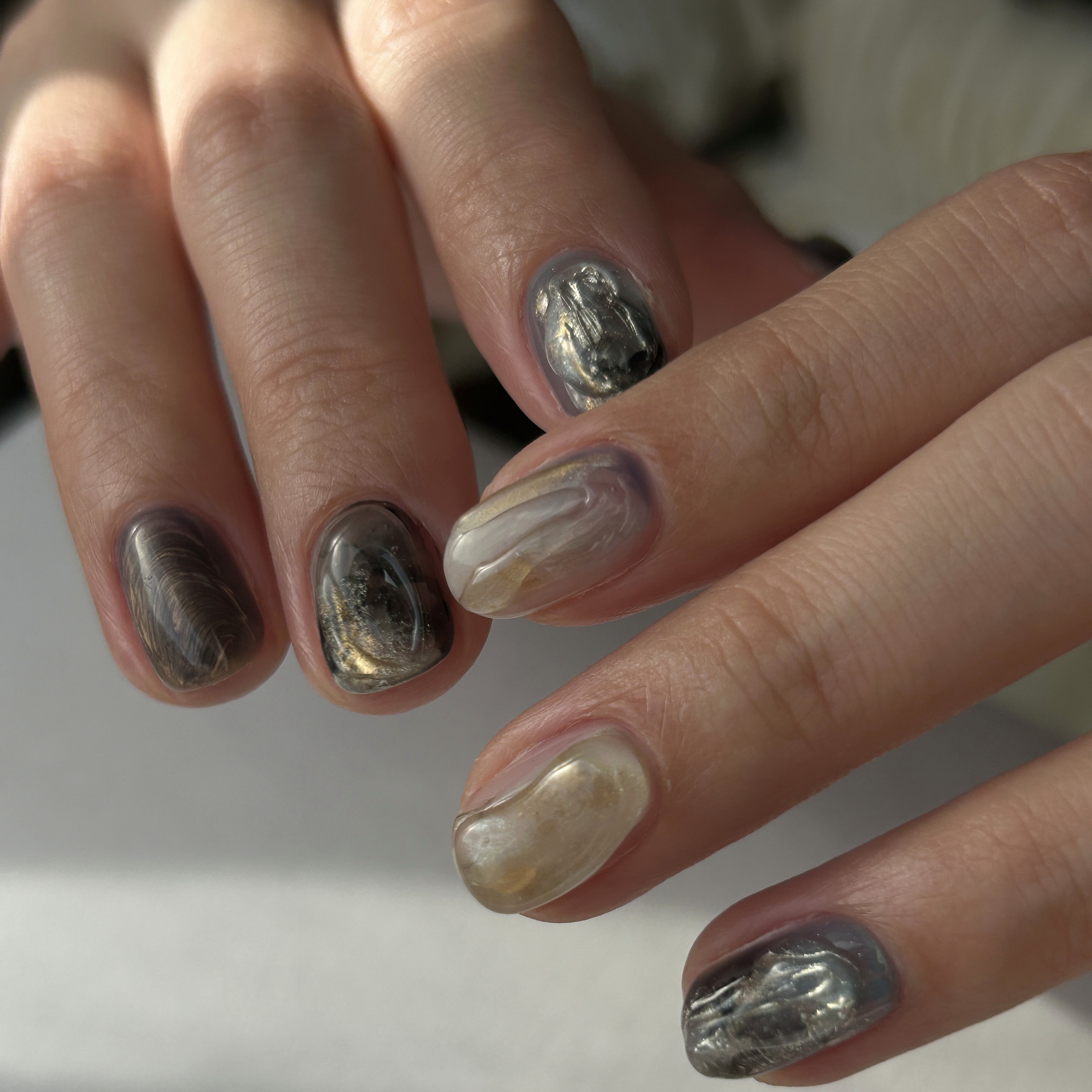 apua_ami.nail
