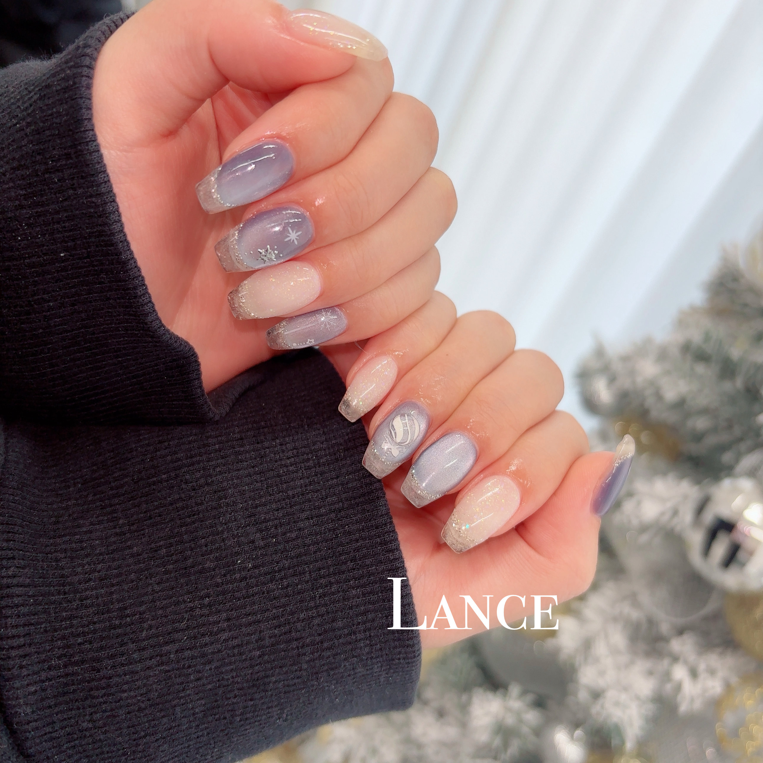 Lance.nail