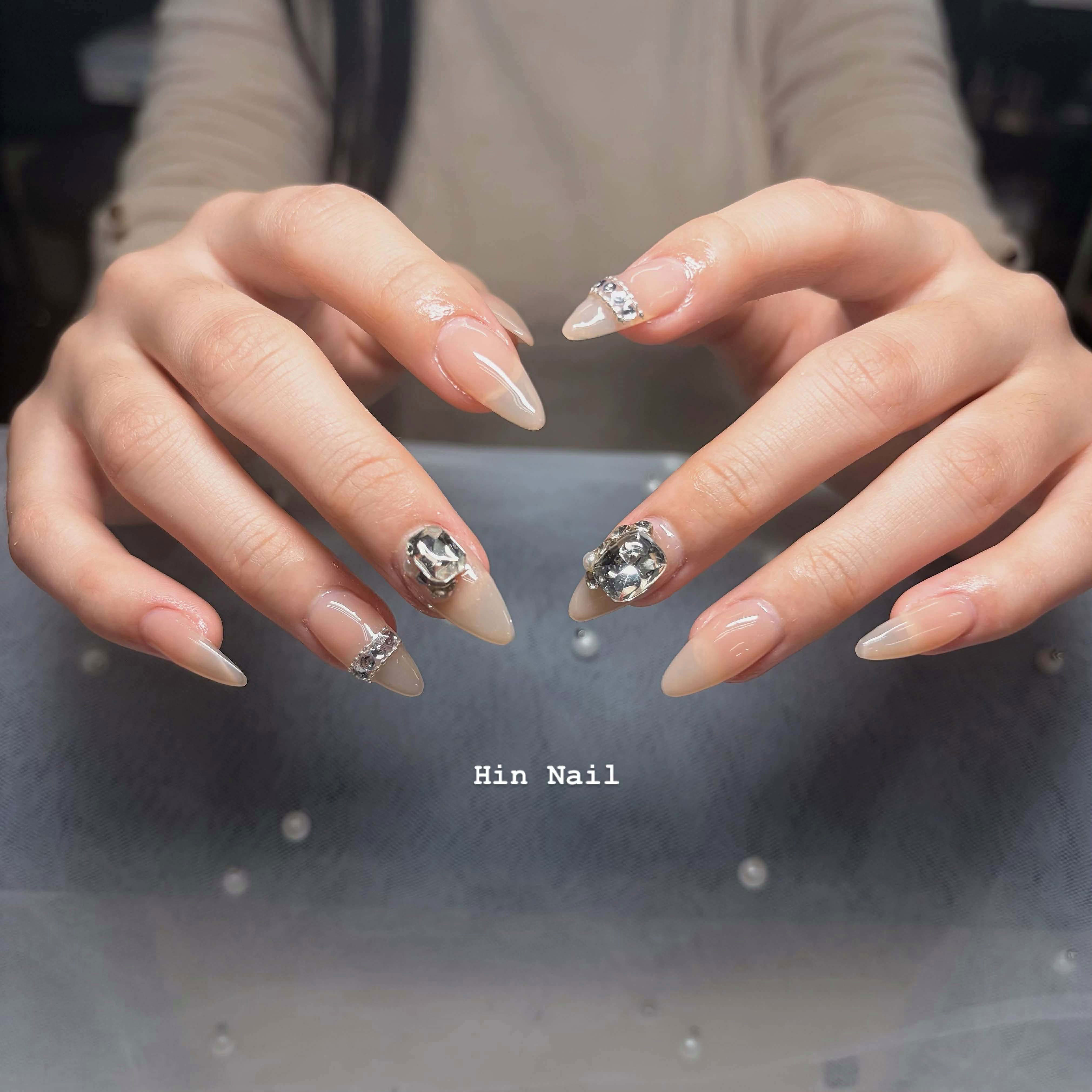 Hin.Rin.Nail