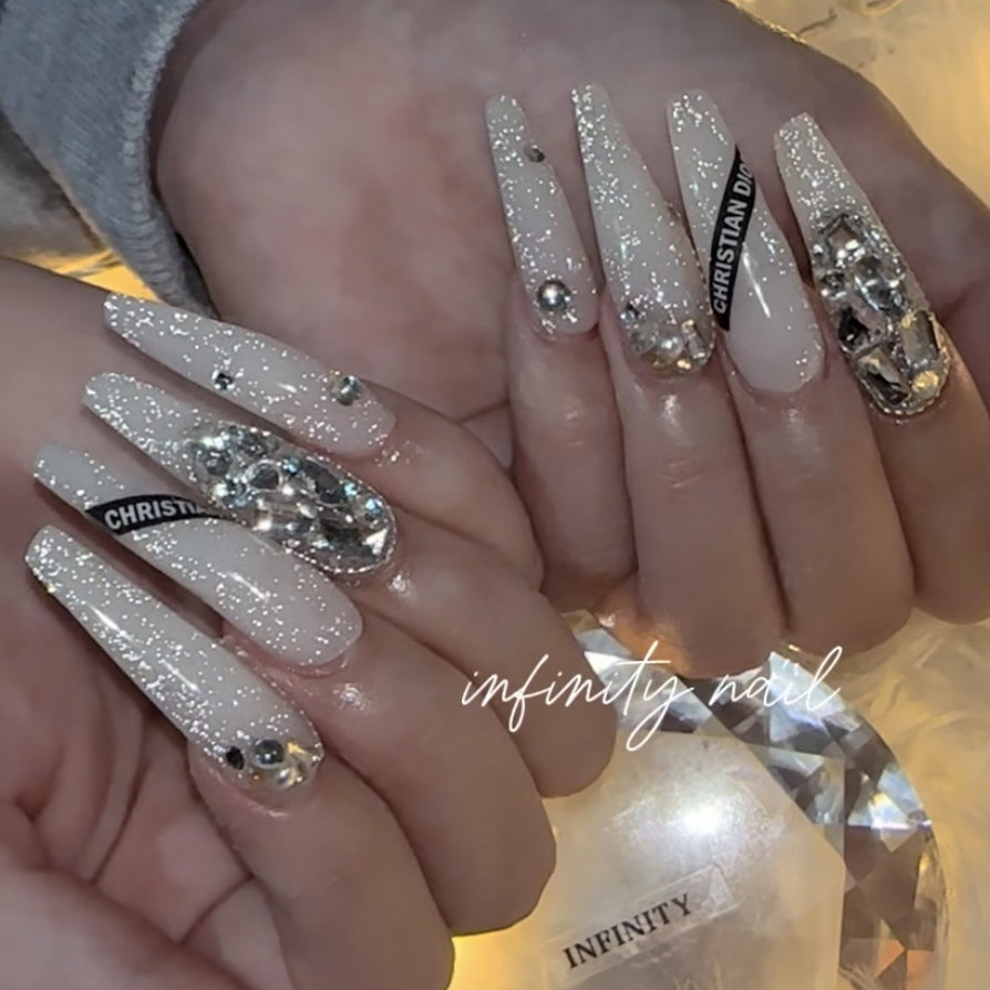 INFINITY_nail_eyebrow