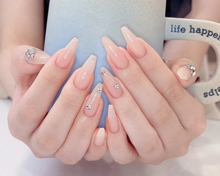 Nail_salon_temporarily_closed