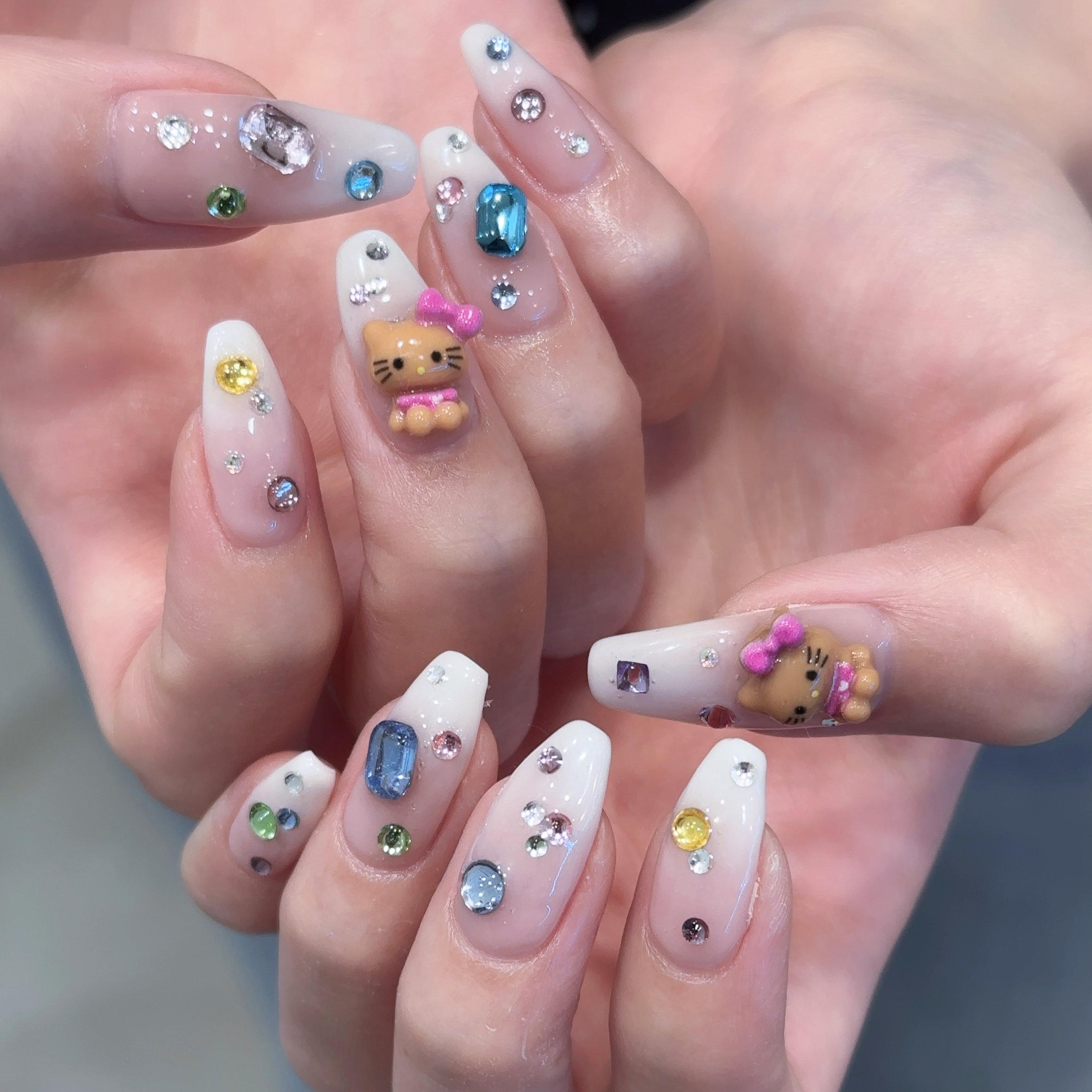 rina9_trunail