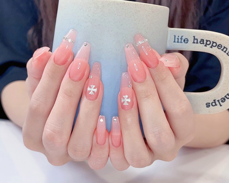 Nail_salon_temporarily_closed