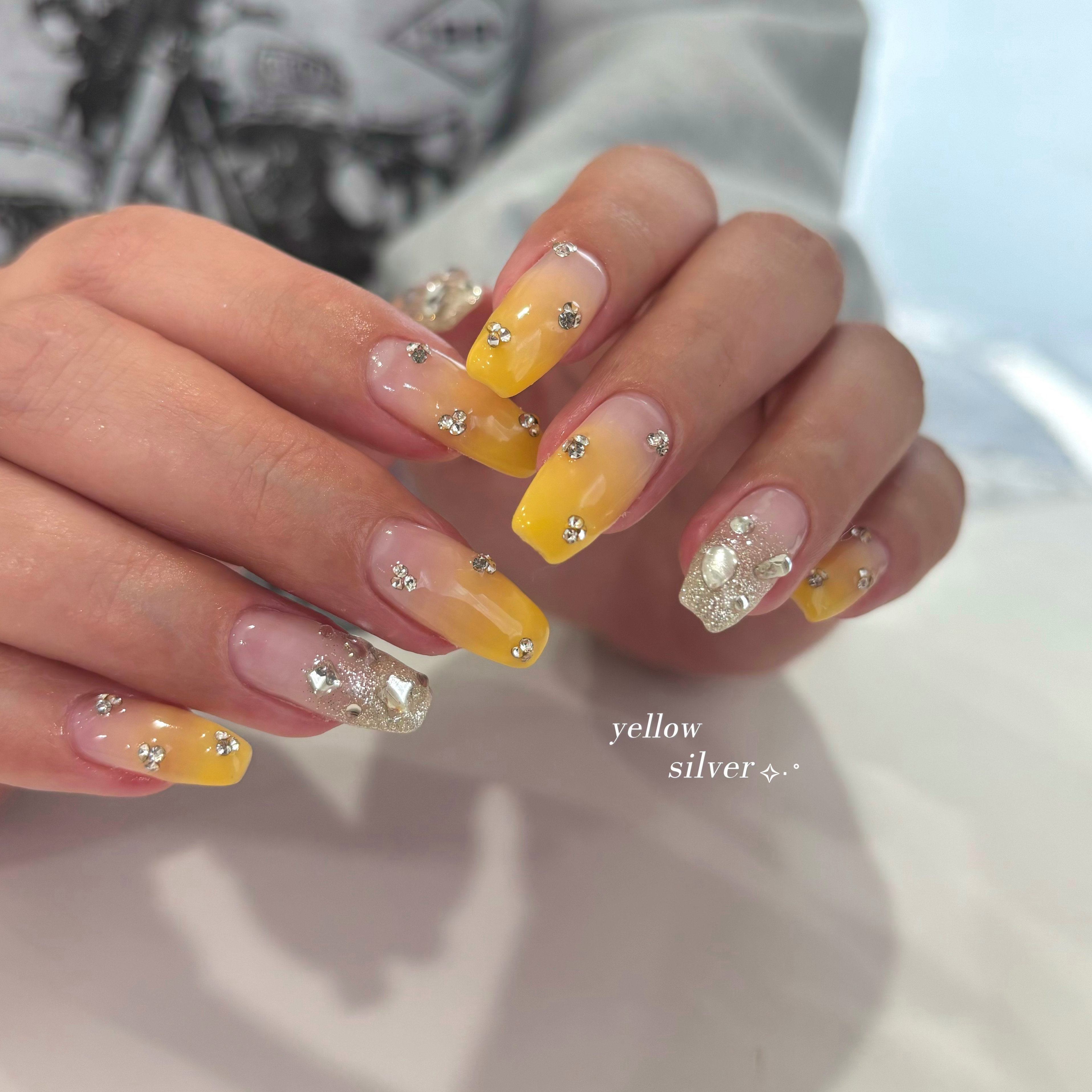 nail_rily_risa