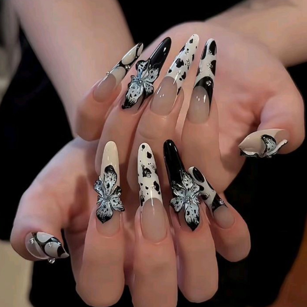 ain.nail