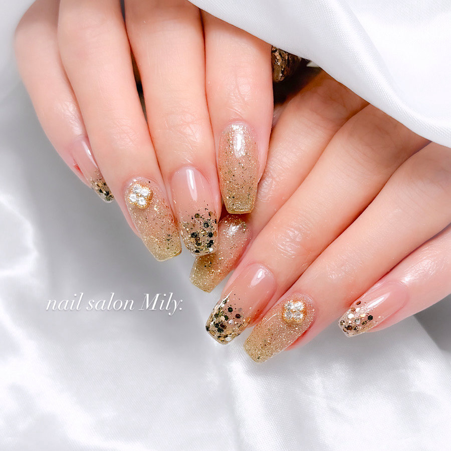 nail.salon.mily