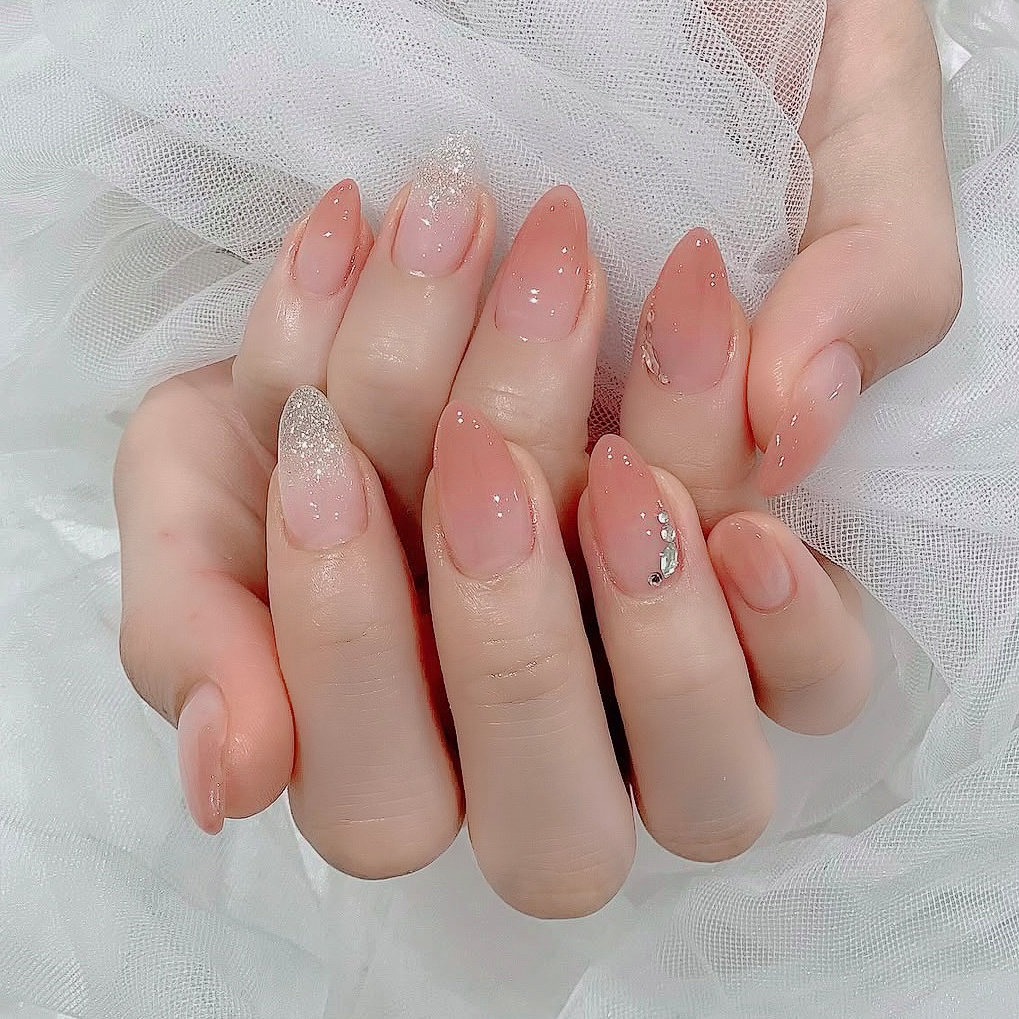 Rina.Nail
