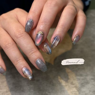 ぴかねいる ＿＿＿ 💅🏼💅🏼💅🏼 . ネオンピンクとネオンオレンジで 海外ネイル