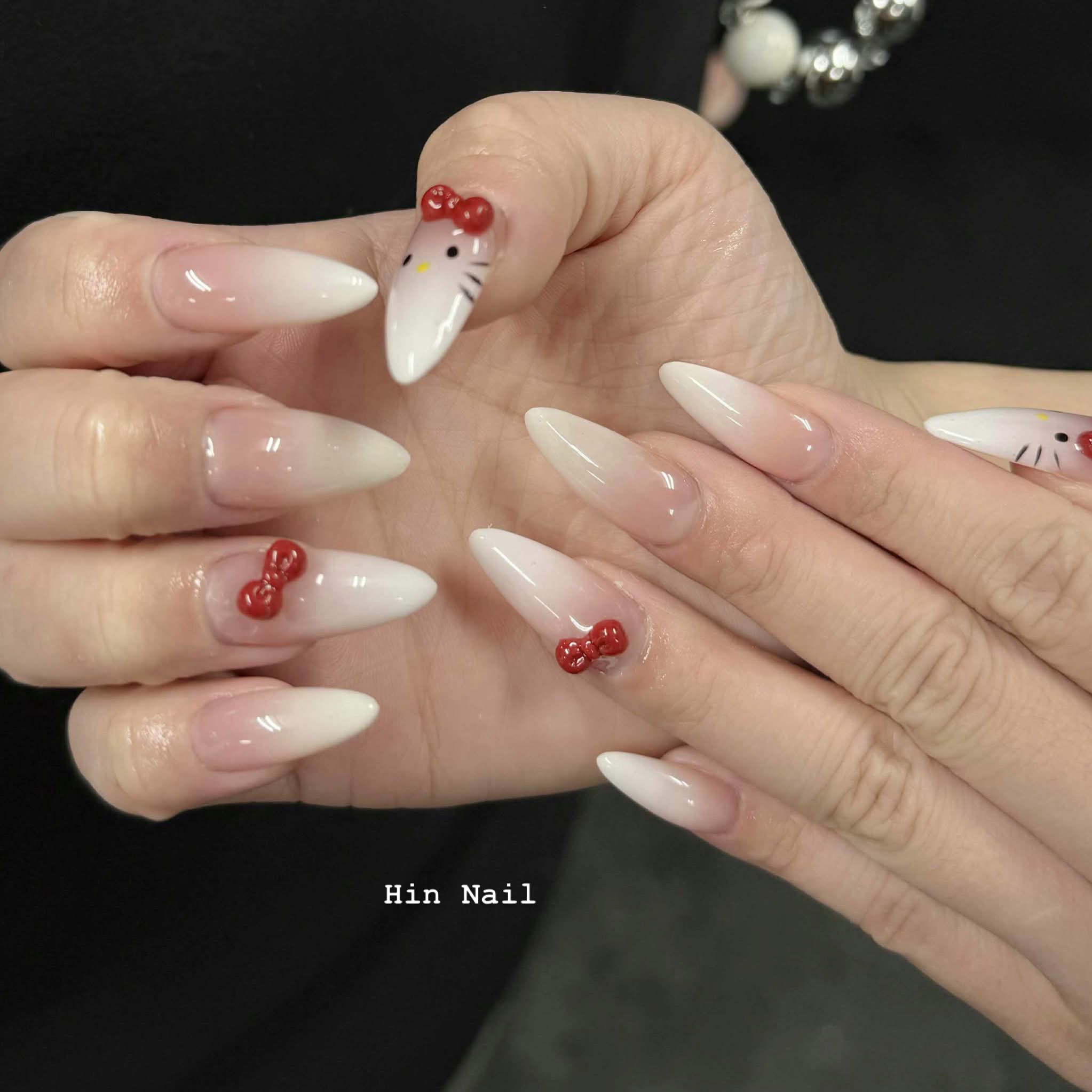 Hin_Nail