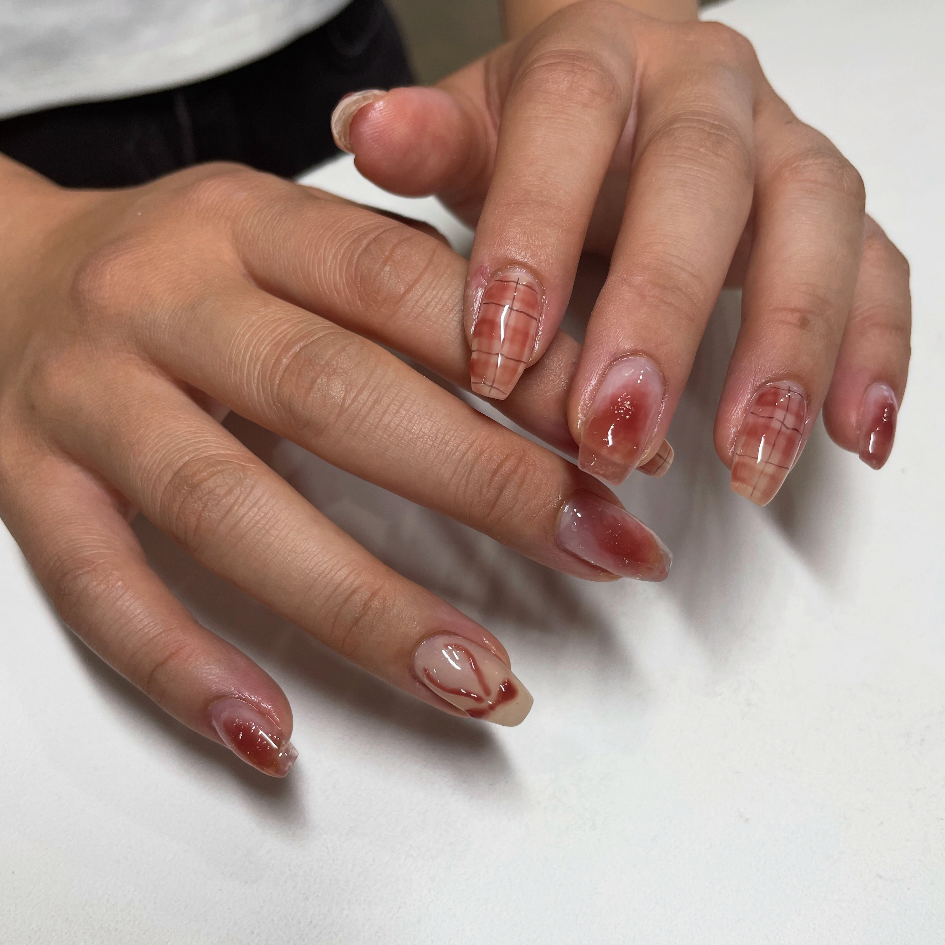y___.nail