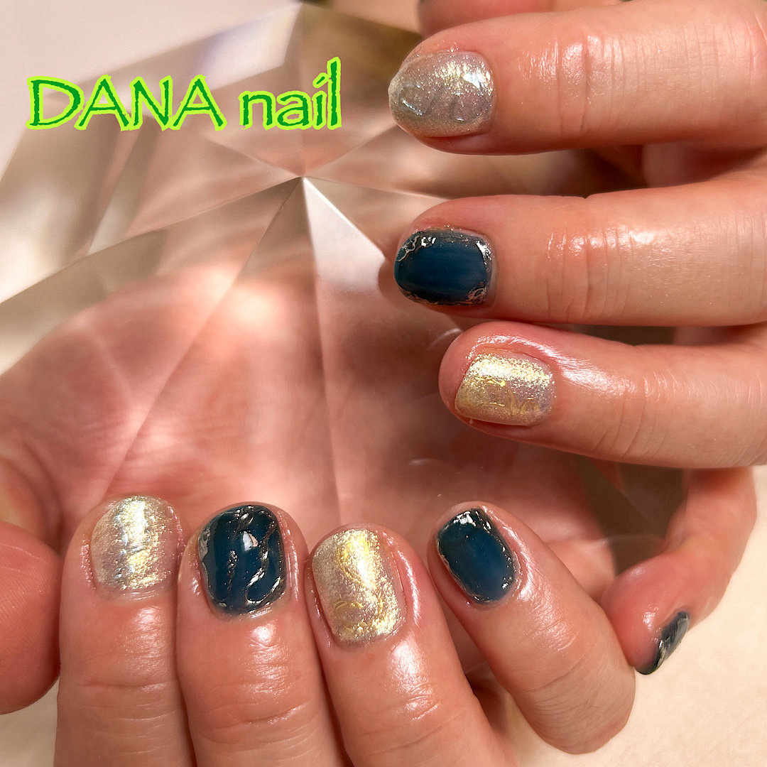 DANA_nail