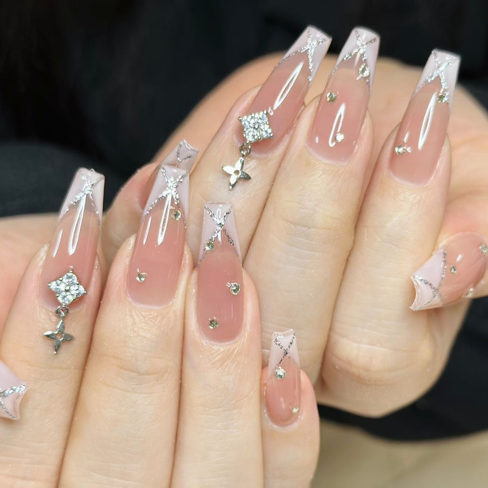 Nail_usagi