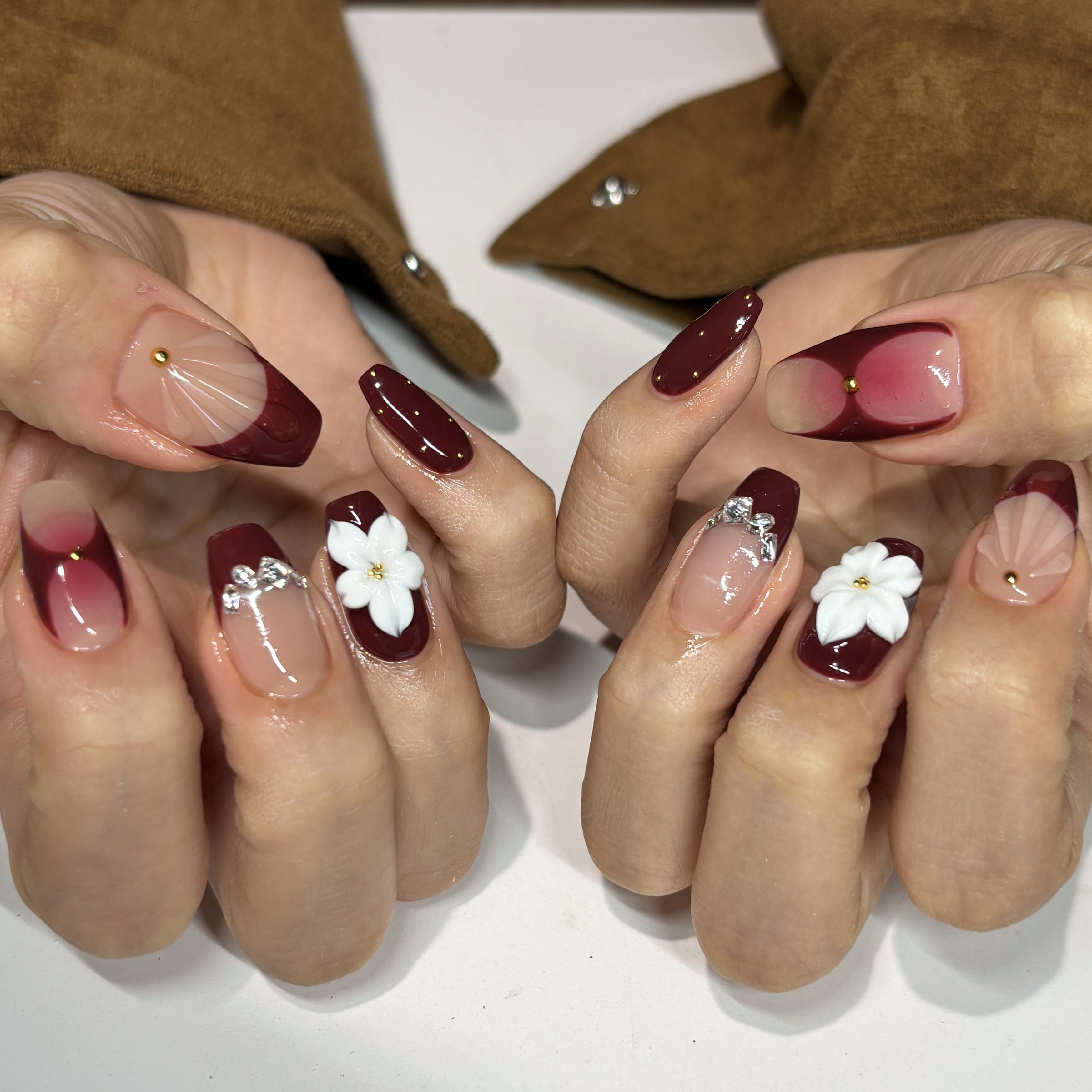 rei_s2_nail