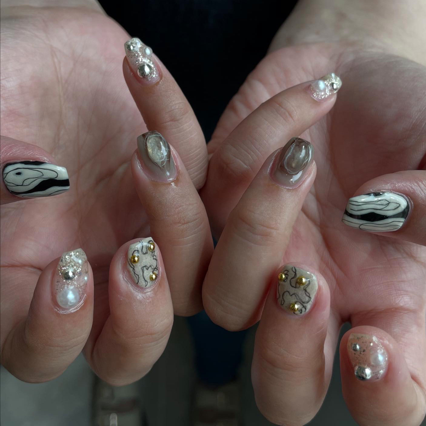 y___.nail