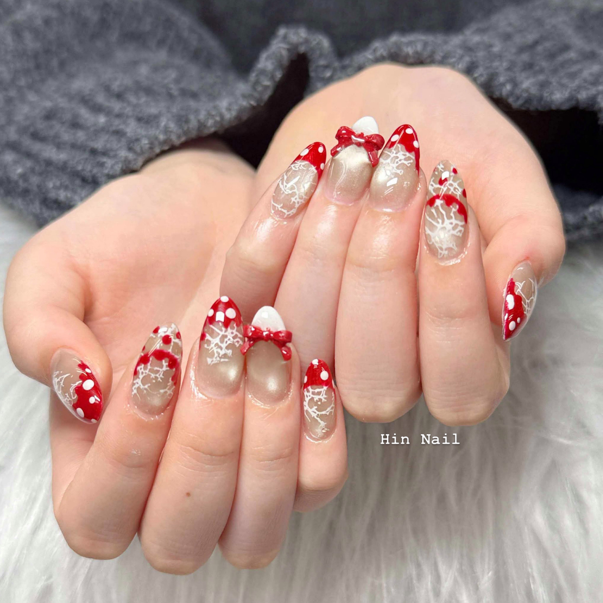 Hin_Nail