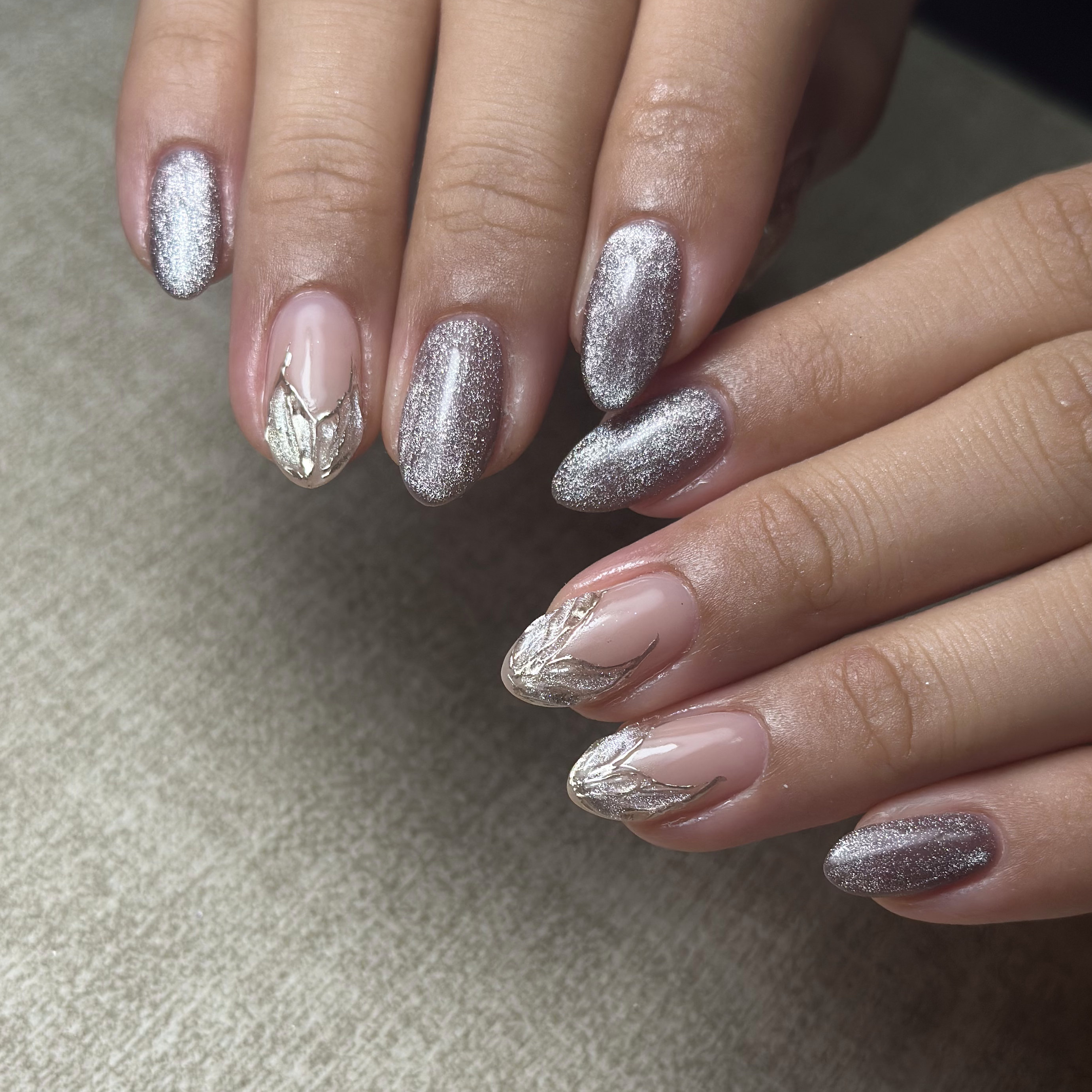 privatenailroom.Antet