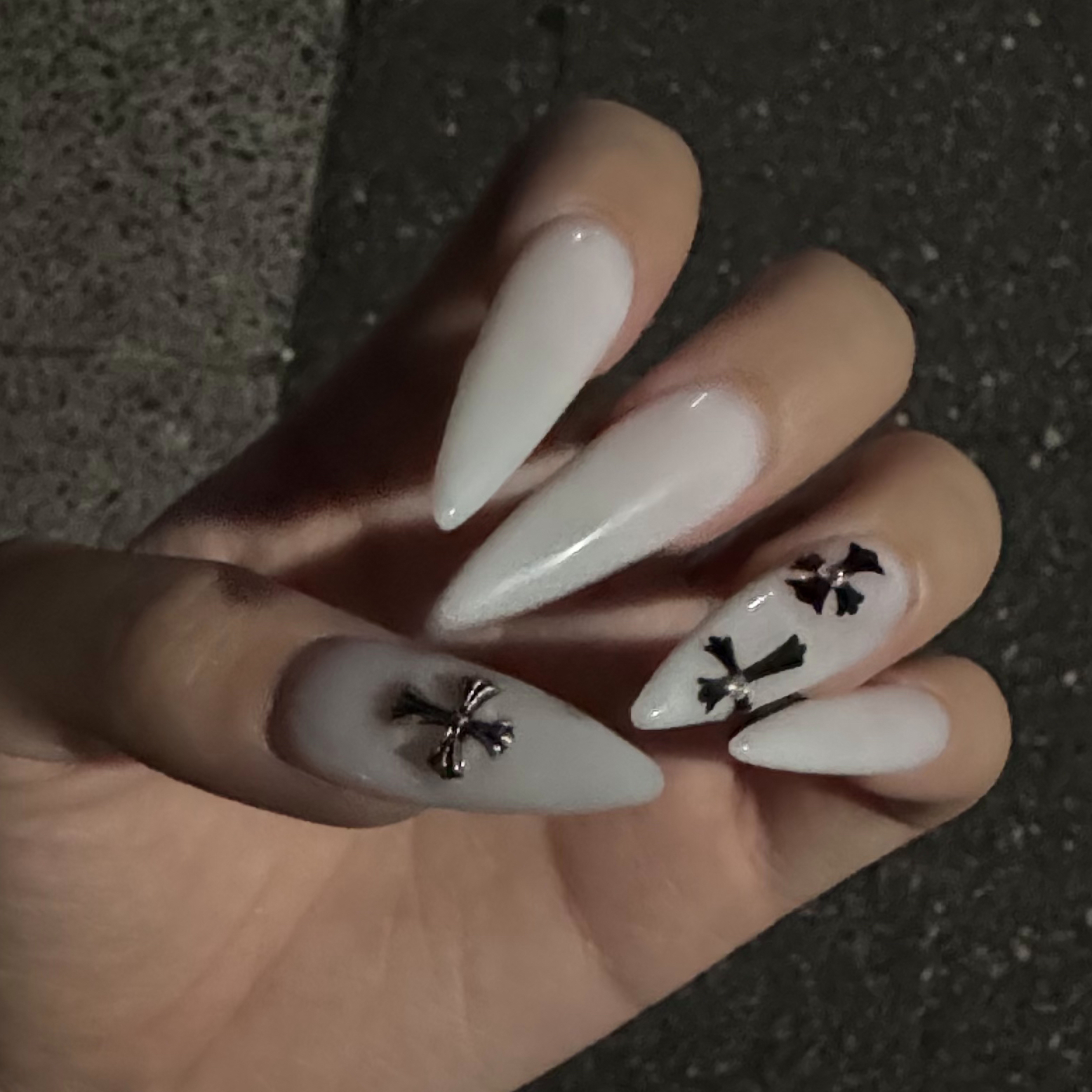 airi_trunail