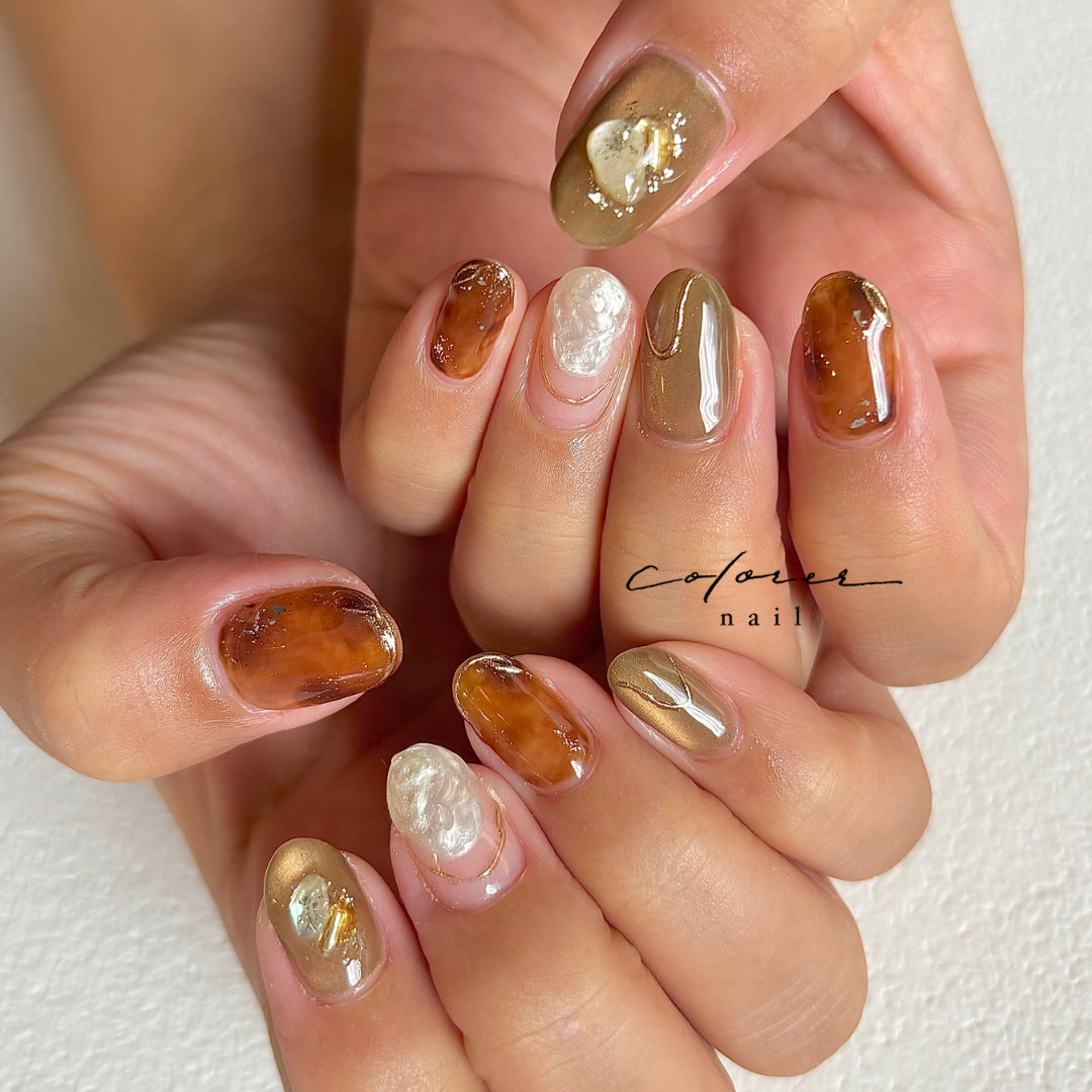 colorer_nail.ami