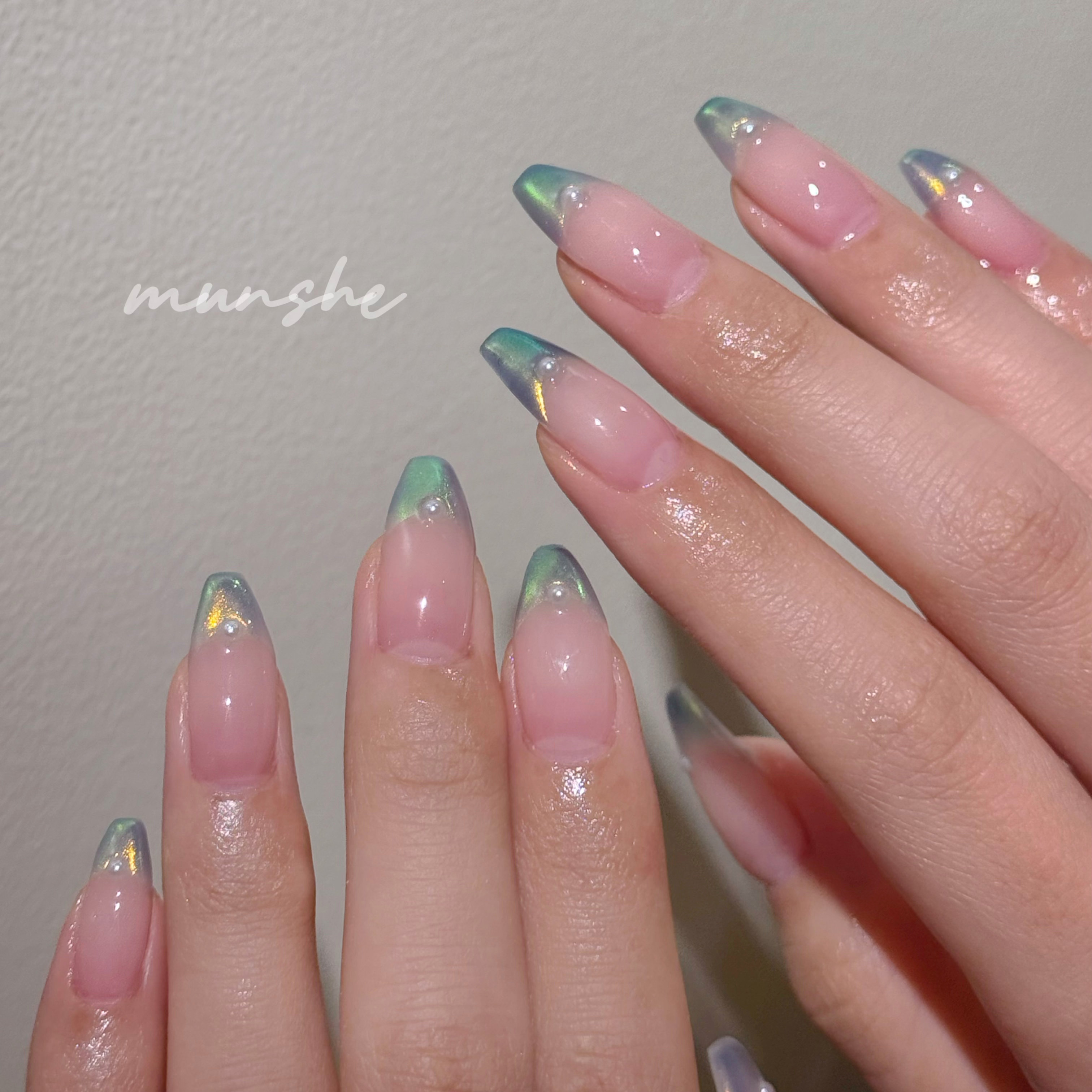 munshe_nails