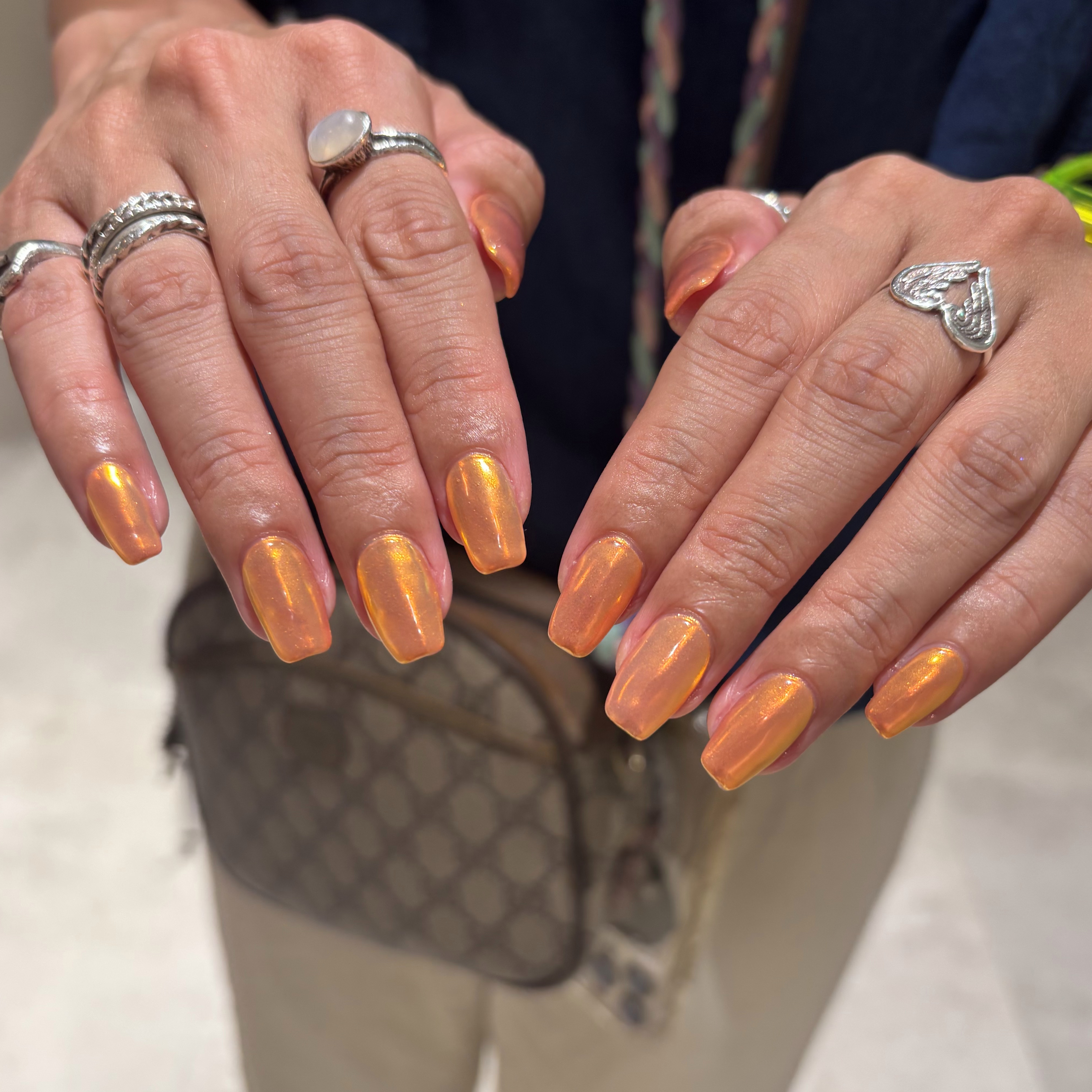 Emu...nail