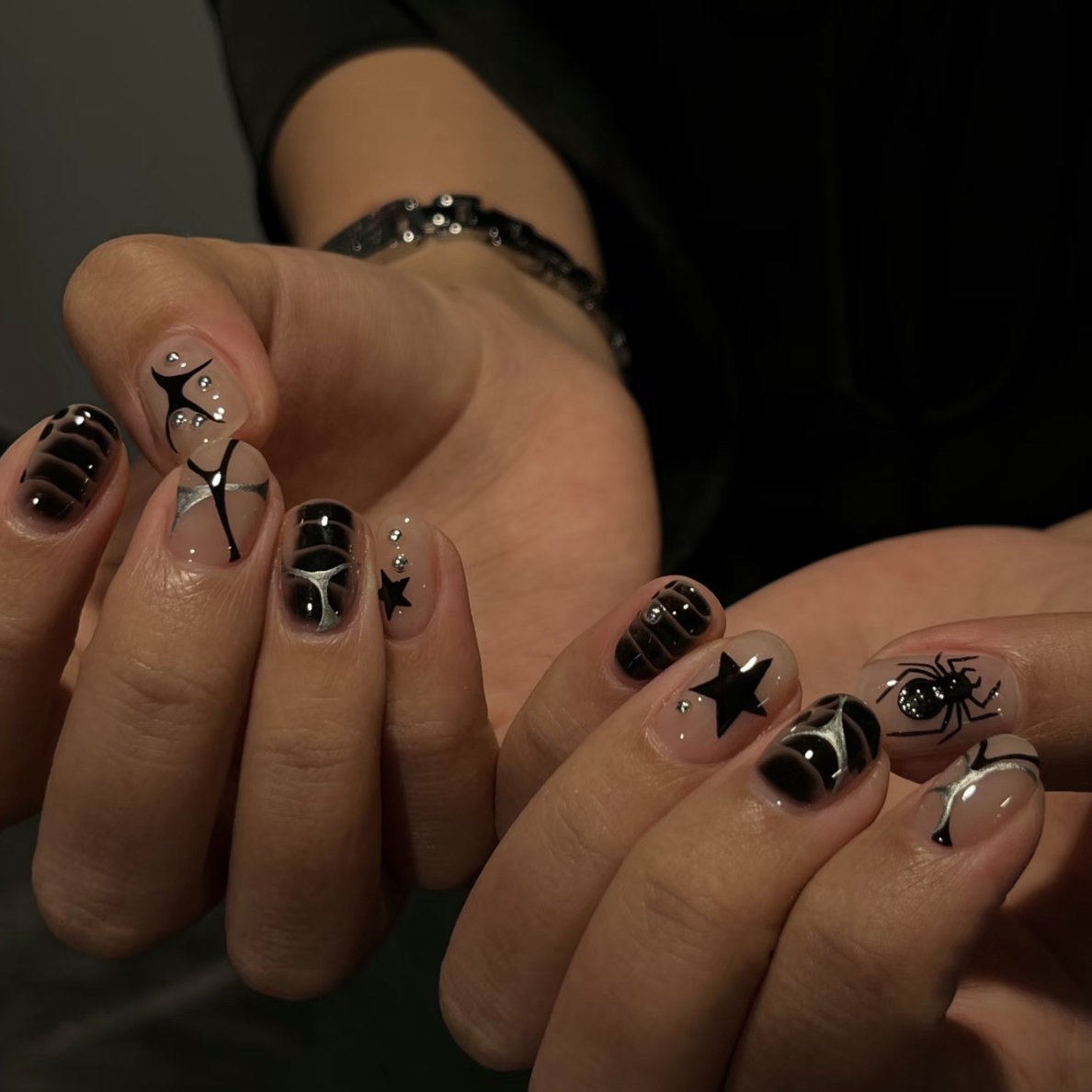 S________nail