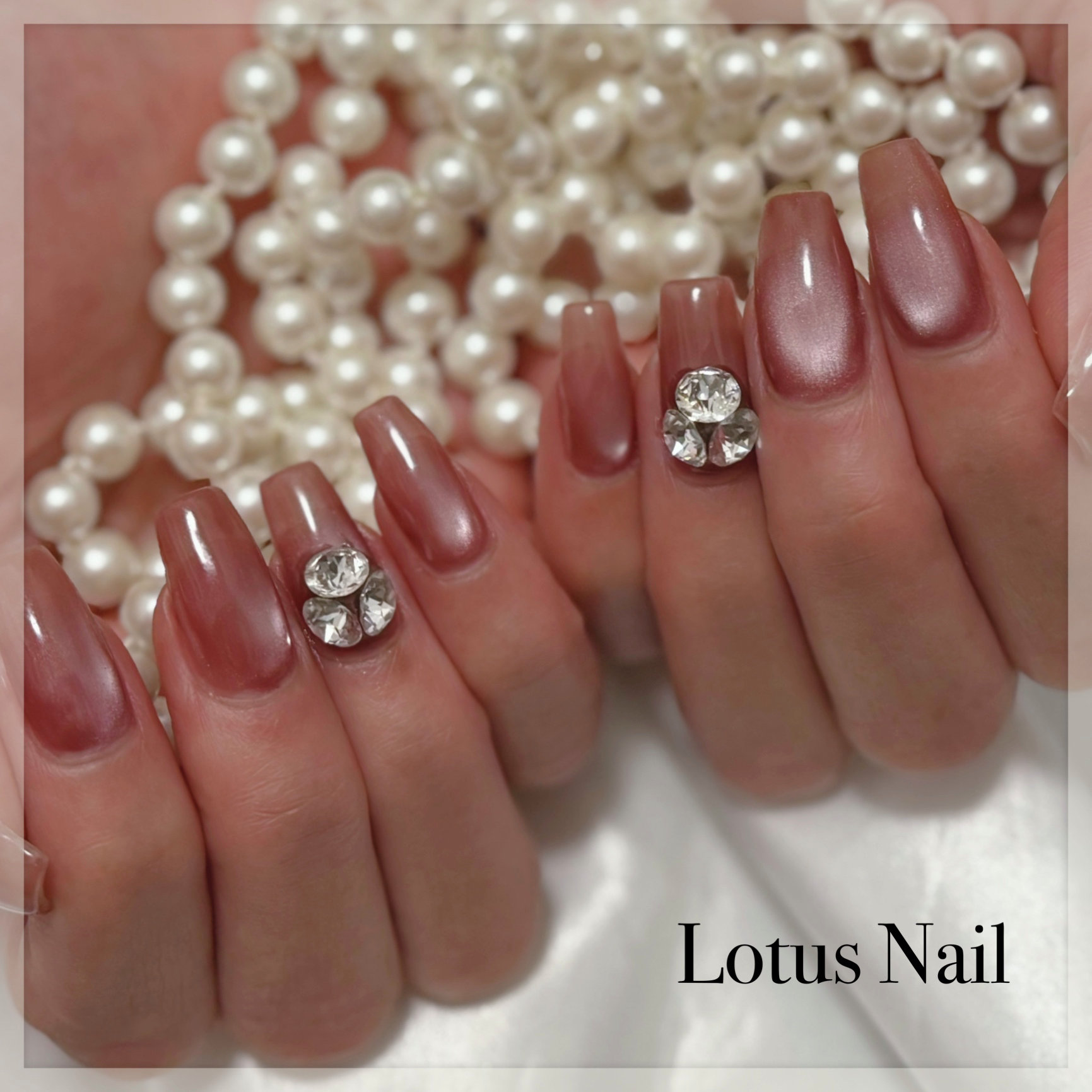 Lotus_Nail