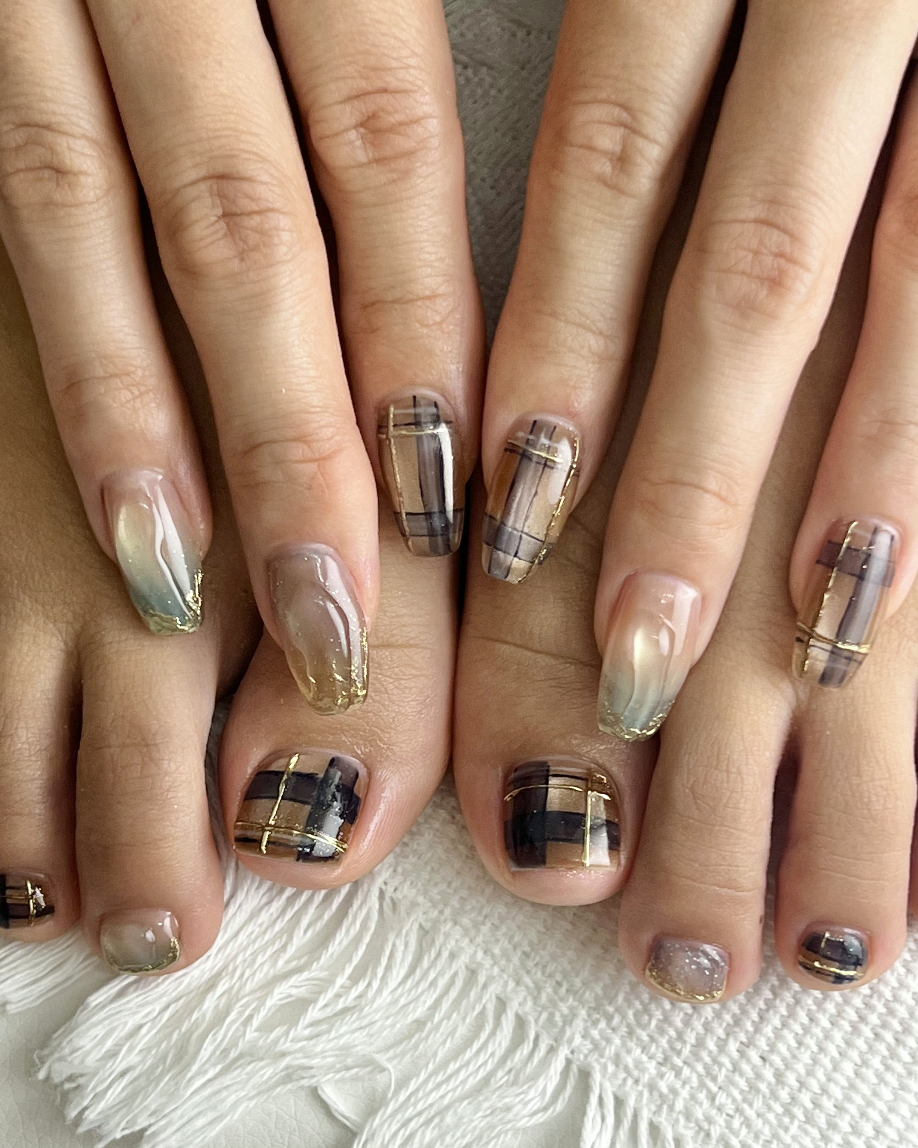 AURA_nailart